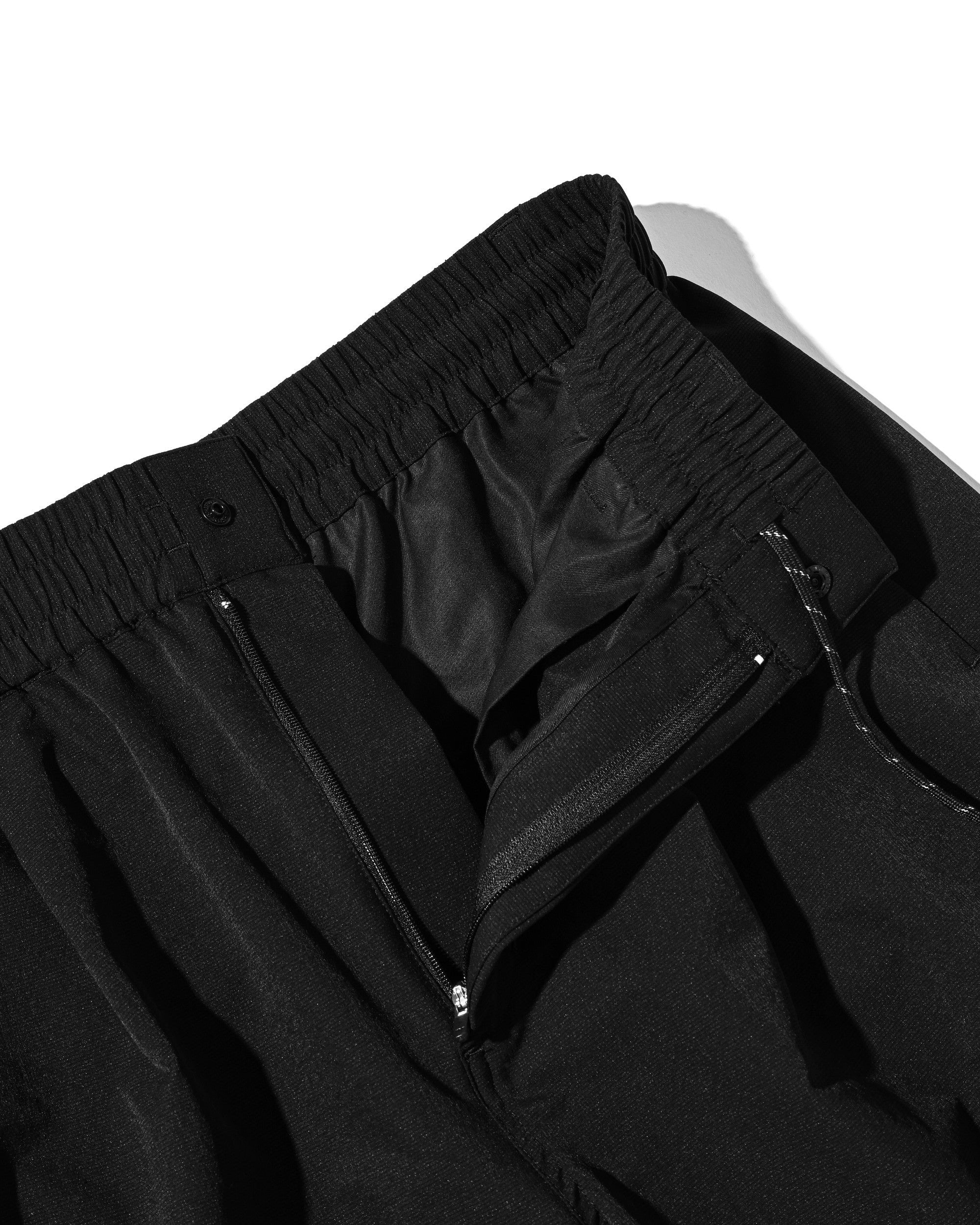 6.3 WED 20:00- IN STOCK】COOLDOTS® CITY BARREL LEG PANTS（BLACK）