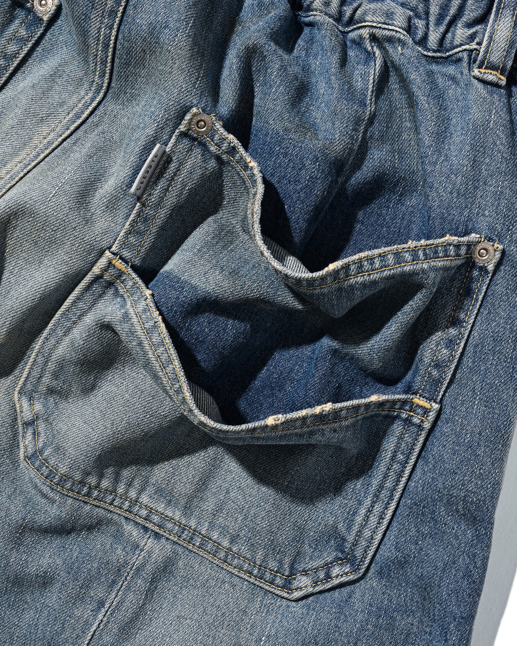 VINTAGE DYED SELVEDGE DENIM CITY MASSIVE UTILITY PANTS (VINTAGE LIGHT INDIGO)