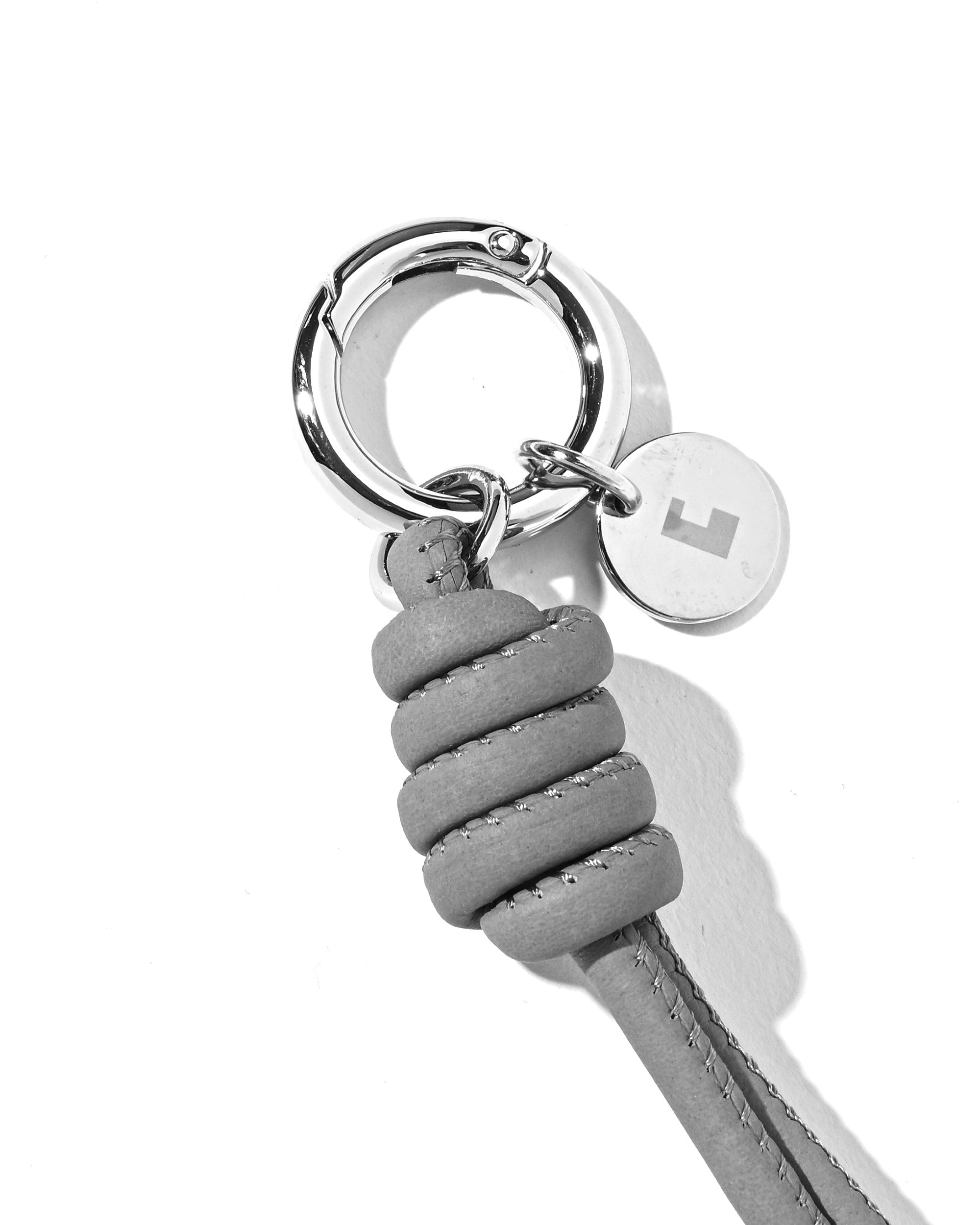 【EX.】LEATHER KNOT CHARM FOR ITTI (GRAY)