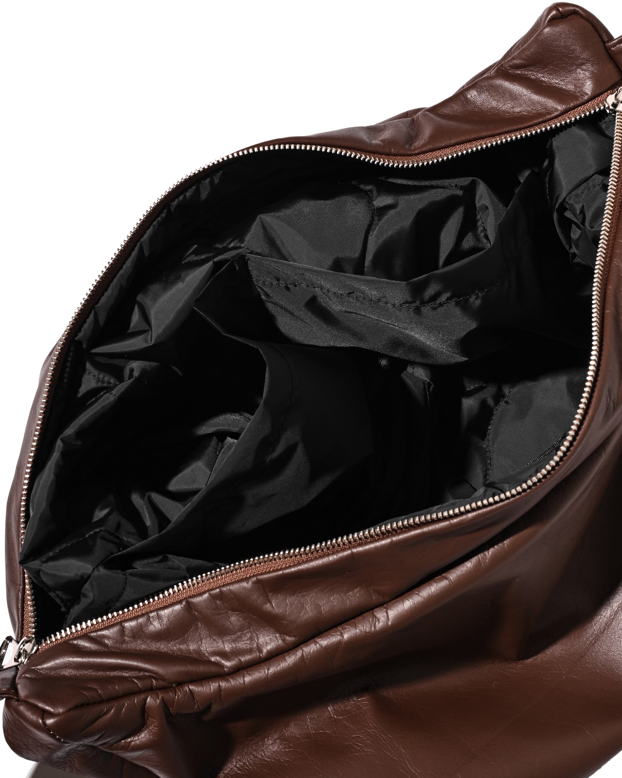 【8.5 WED 20:00- IN STOCK】LEATHER HOLIDAY BAG LARGE (BROWN）