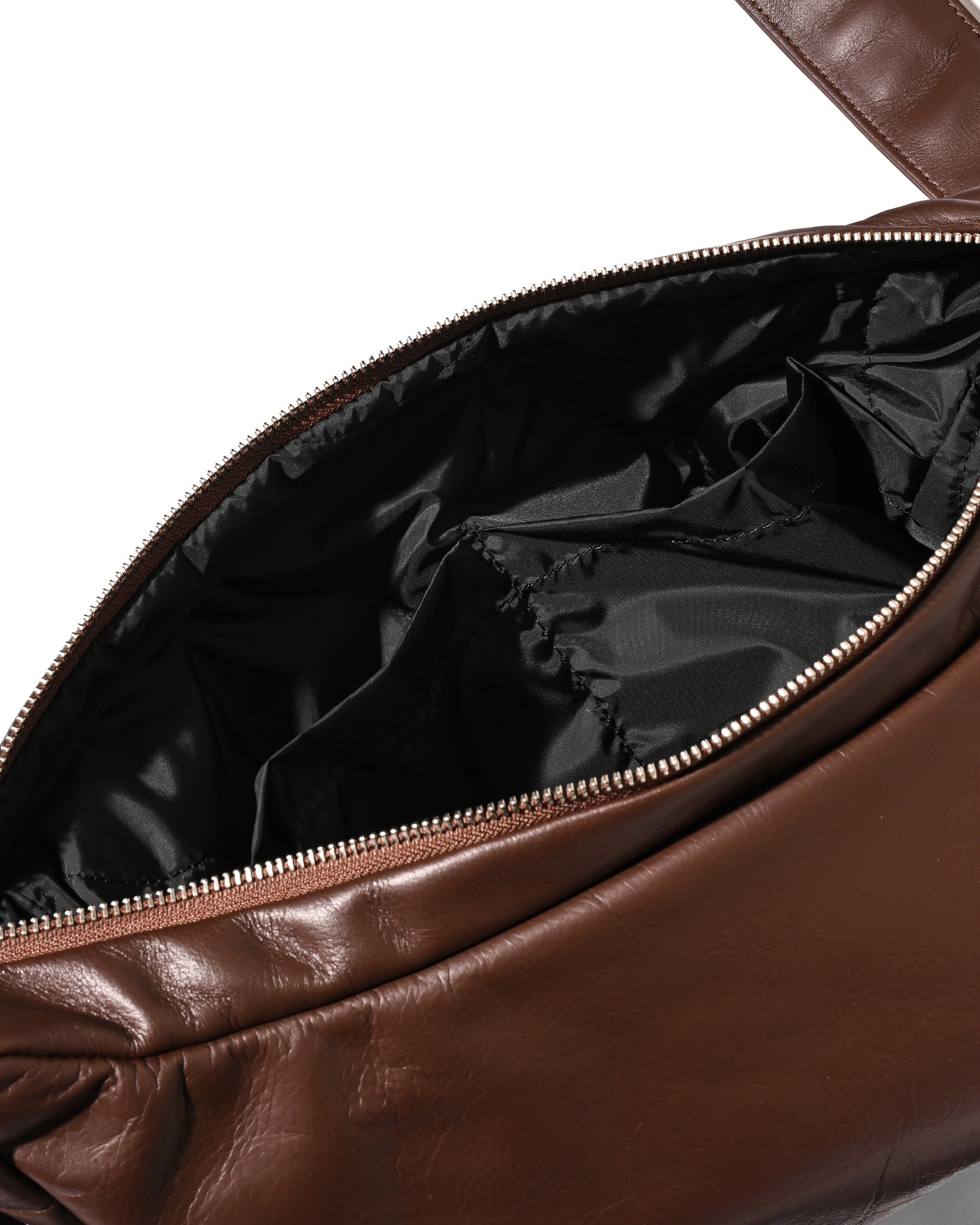 【8.5 WED 20:00- IN STOCK】LEATHER HOLIDAY BAG (BROWN)