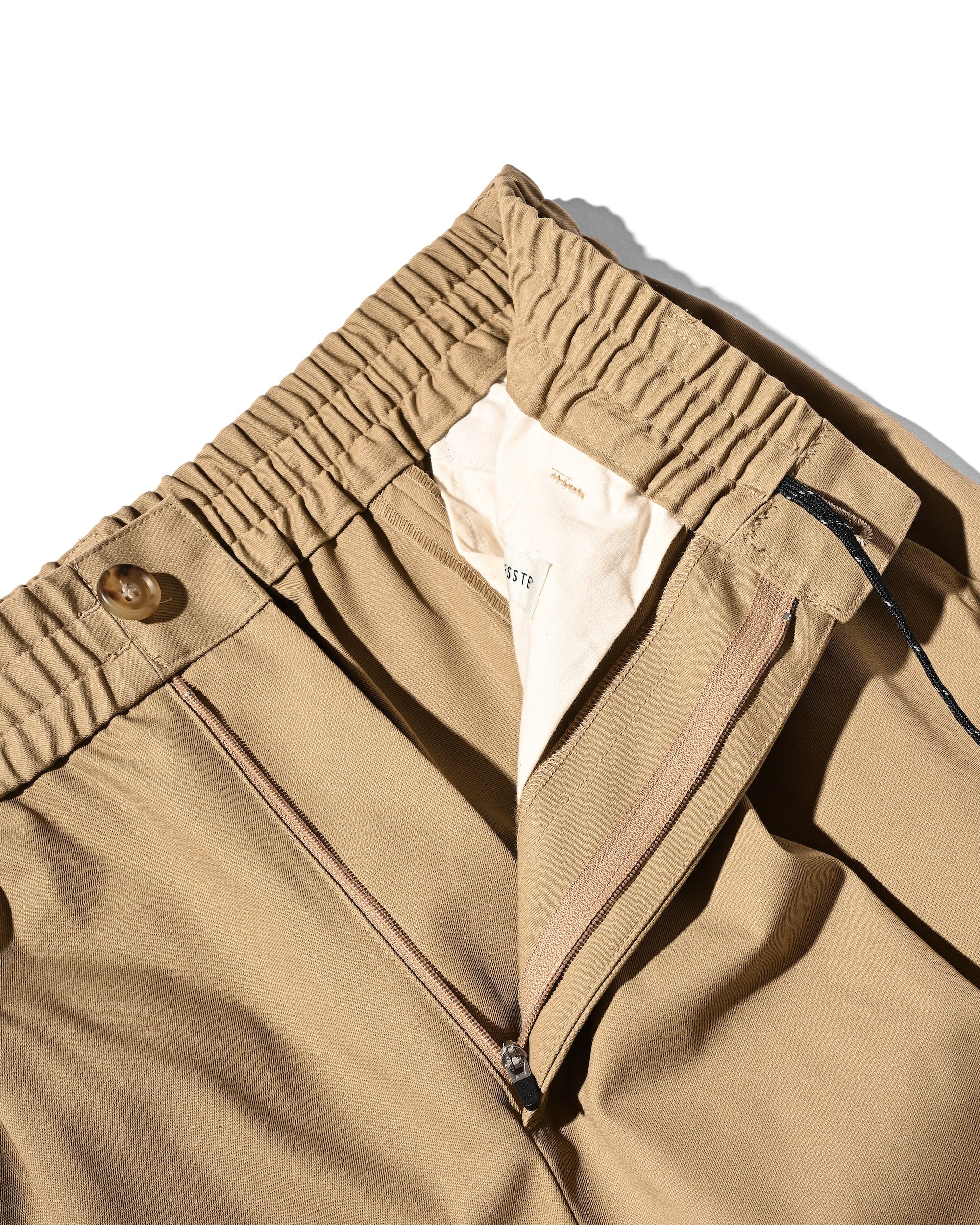 【5.17 SAT 20:00- IN STOCK】MASSIVE TWISTED PANTS (BEIGE)