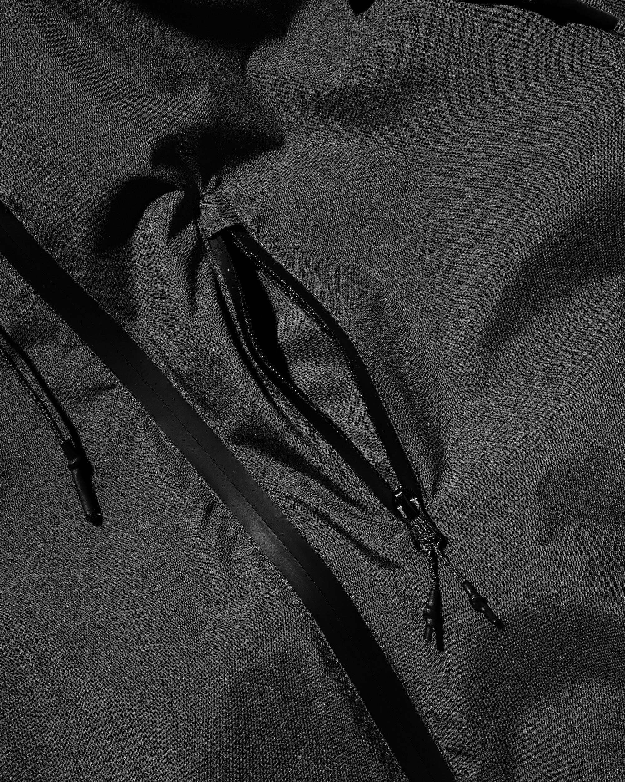 +phenix WINDSTOPPER® by GORE-TEX LABS CITY MOUNTAIN JACKET (BLACK)