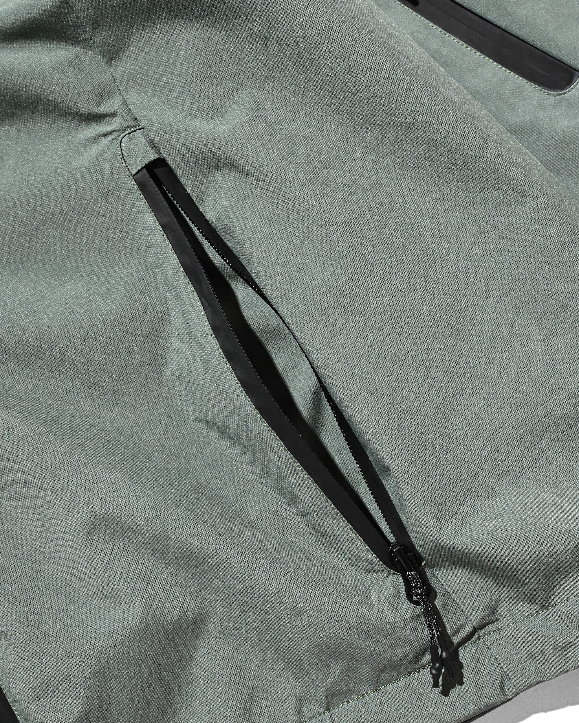 +phenix WINDSTOPPER® by GORE-TEX LABS CITY MOUNTAIN JACKET (MILITARY GREEN)