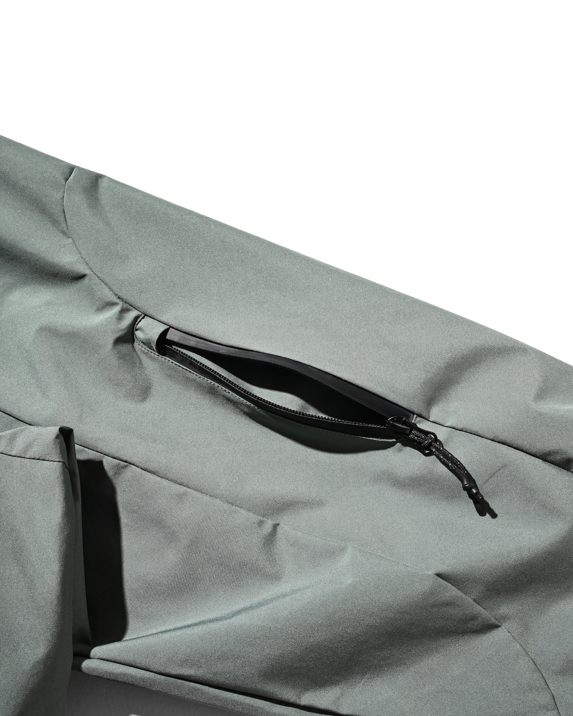 +phenix WINDSTOPPER® by GORE-TEX LABS CITY MOUNTAIN JACKET (MILITARY GREEN)