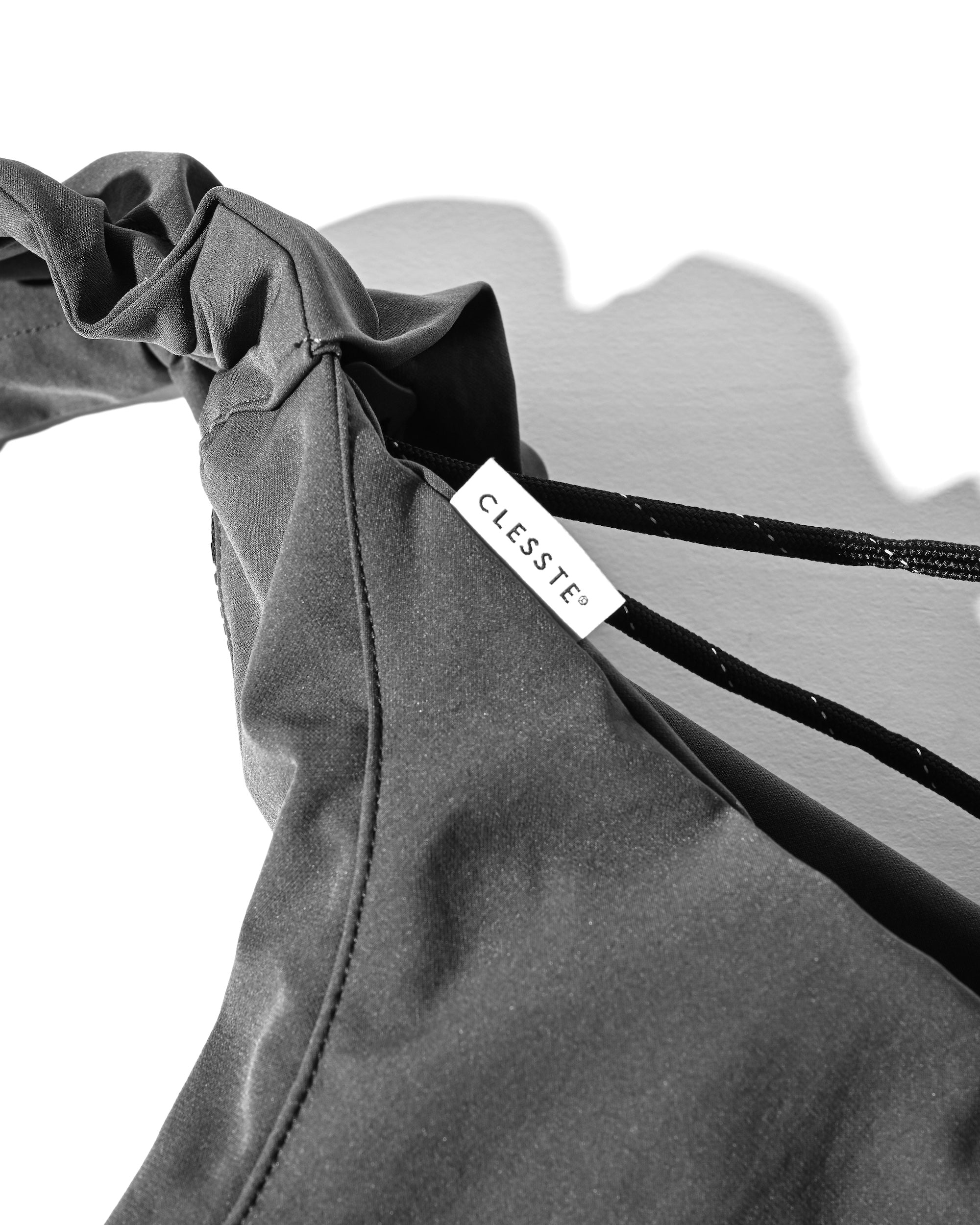 【5.10 SAT 20:00- IN STOCK】SOFT SHELL ATHLETIC BAG