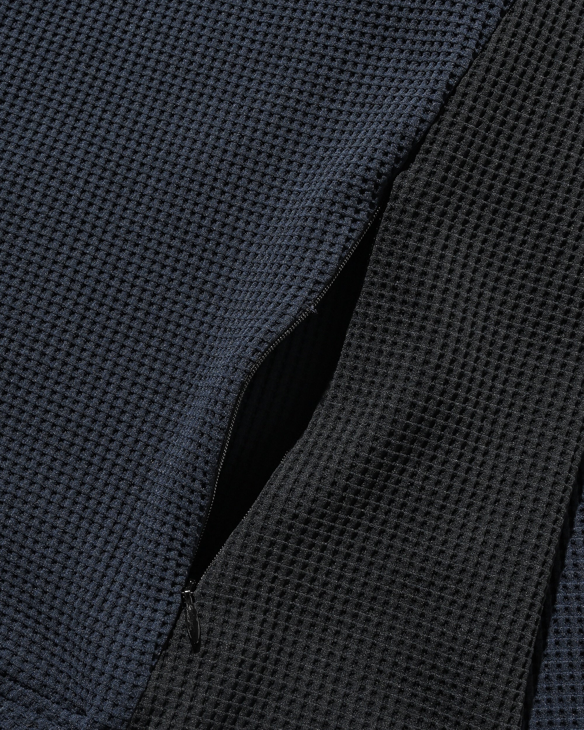 CITY LIGHT THERMAL ZIP UP (NAVY×BLACK)