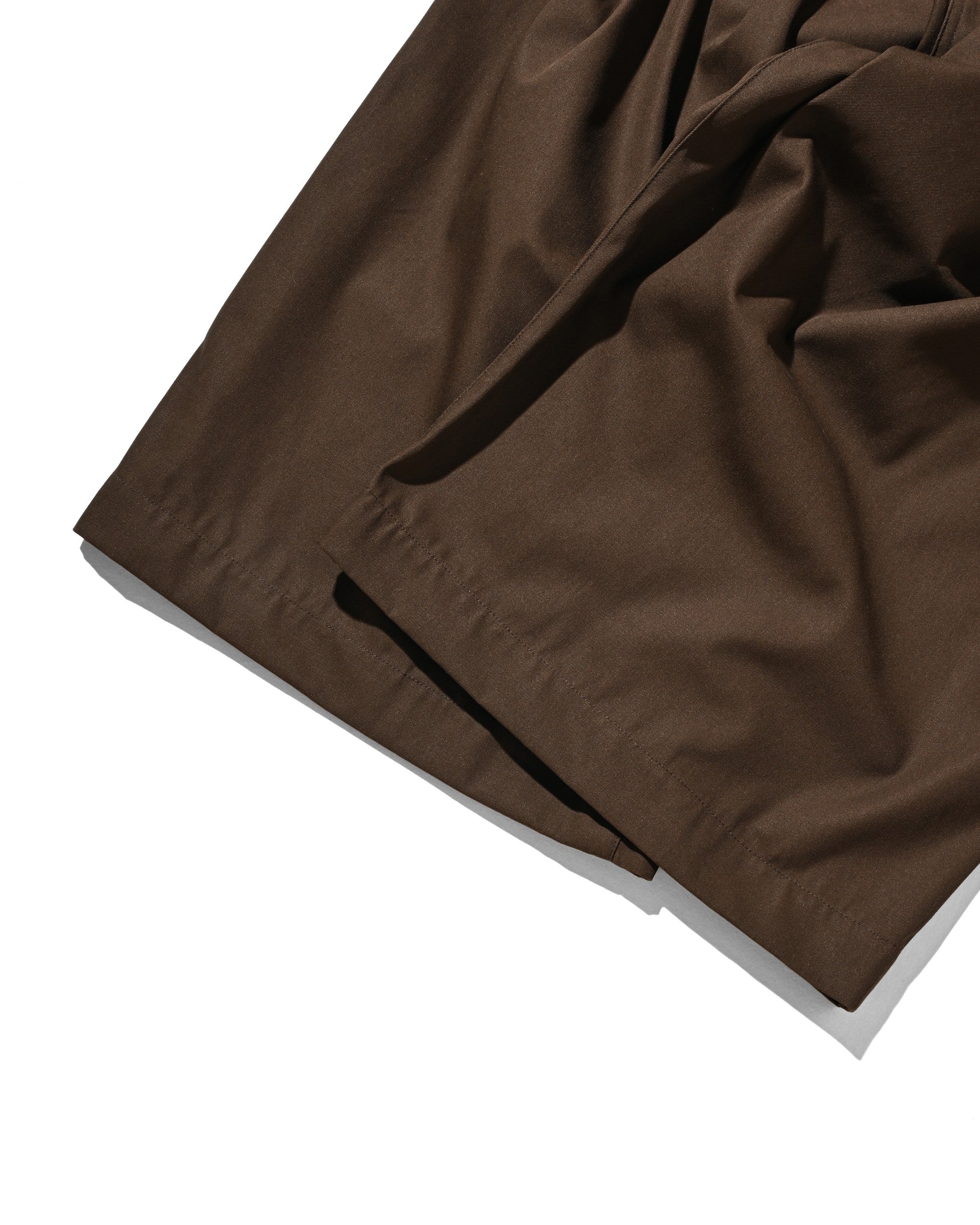 【6.6 SAT 20:00- IN STOCK】T/C GABARDINE CITY BAGGY HALF PANTS (BROWN)