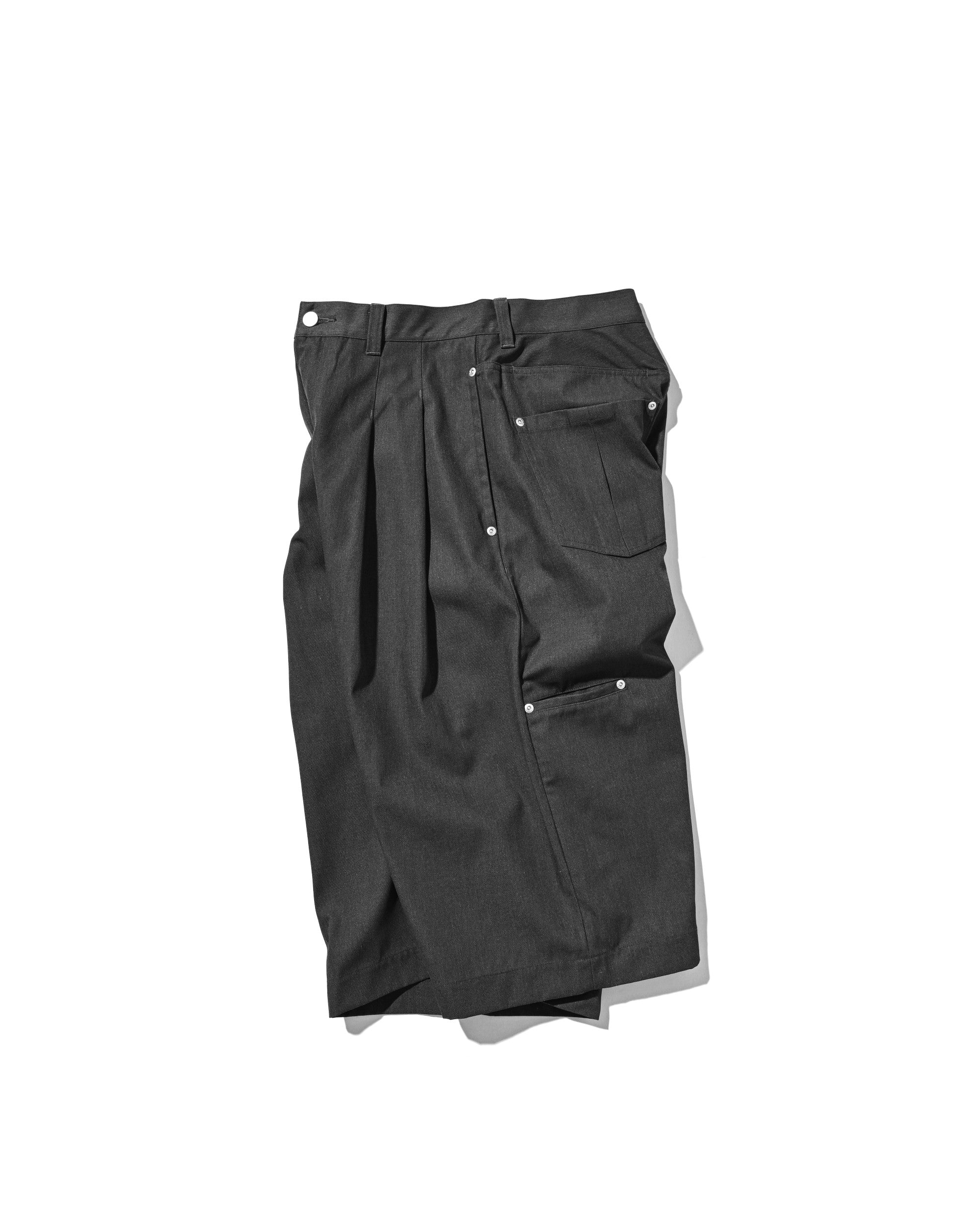【6.6 SAT 20:00- IN STOCK】T/C GABARDINE CITY BAGGY HALF PANTS (CHARCOAL)