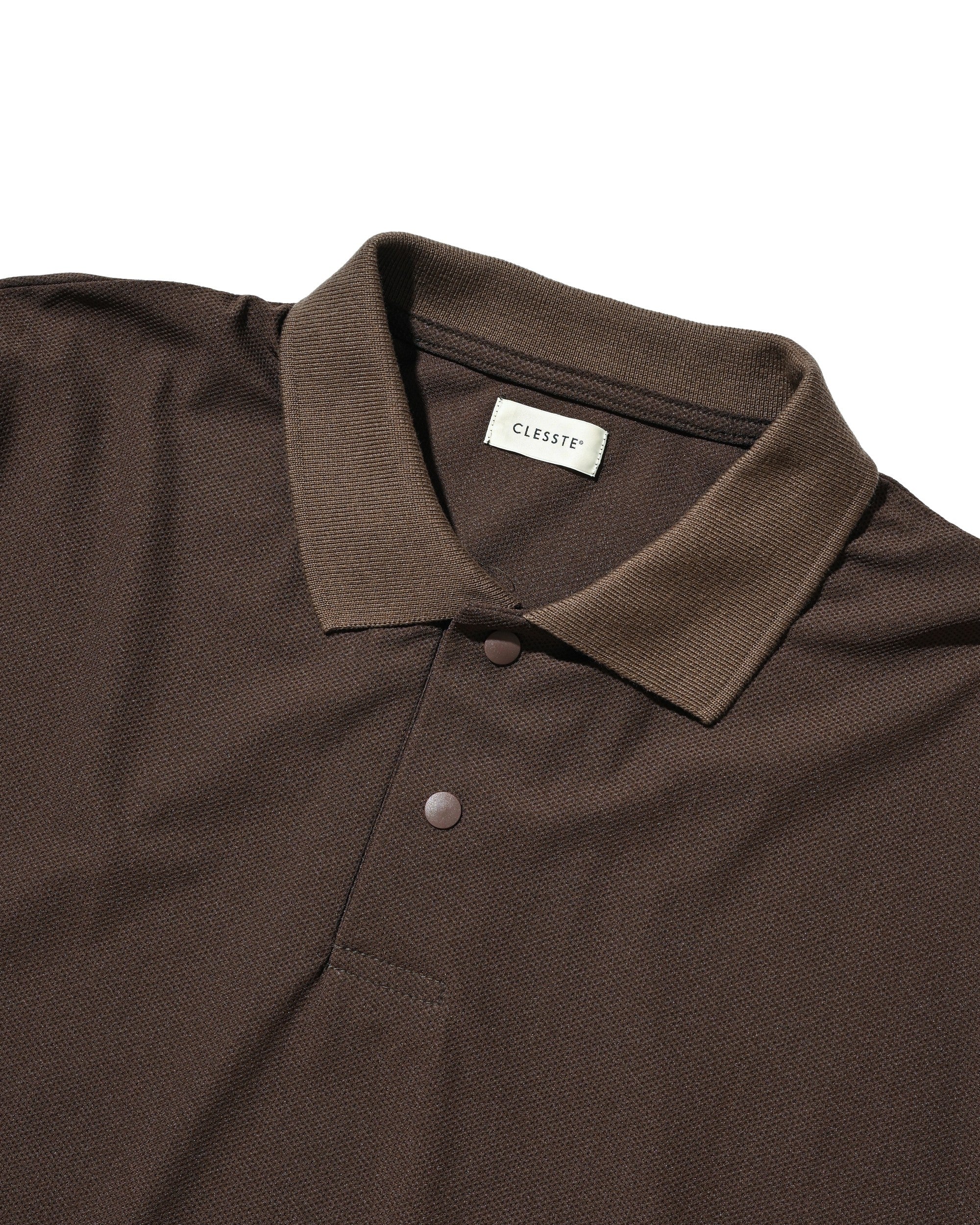 【6.24 WED 20:00- IN STOCK】TECH TEXTURED CITY S/S POLO (BROWN)