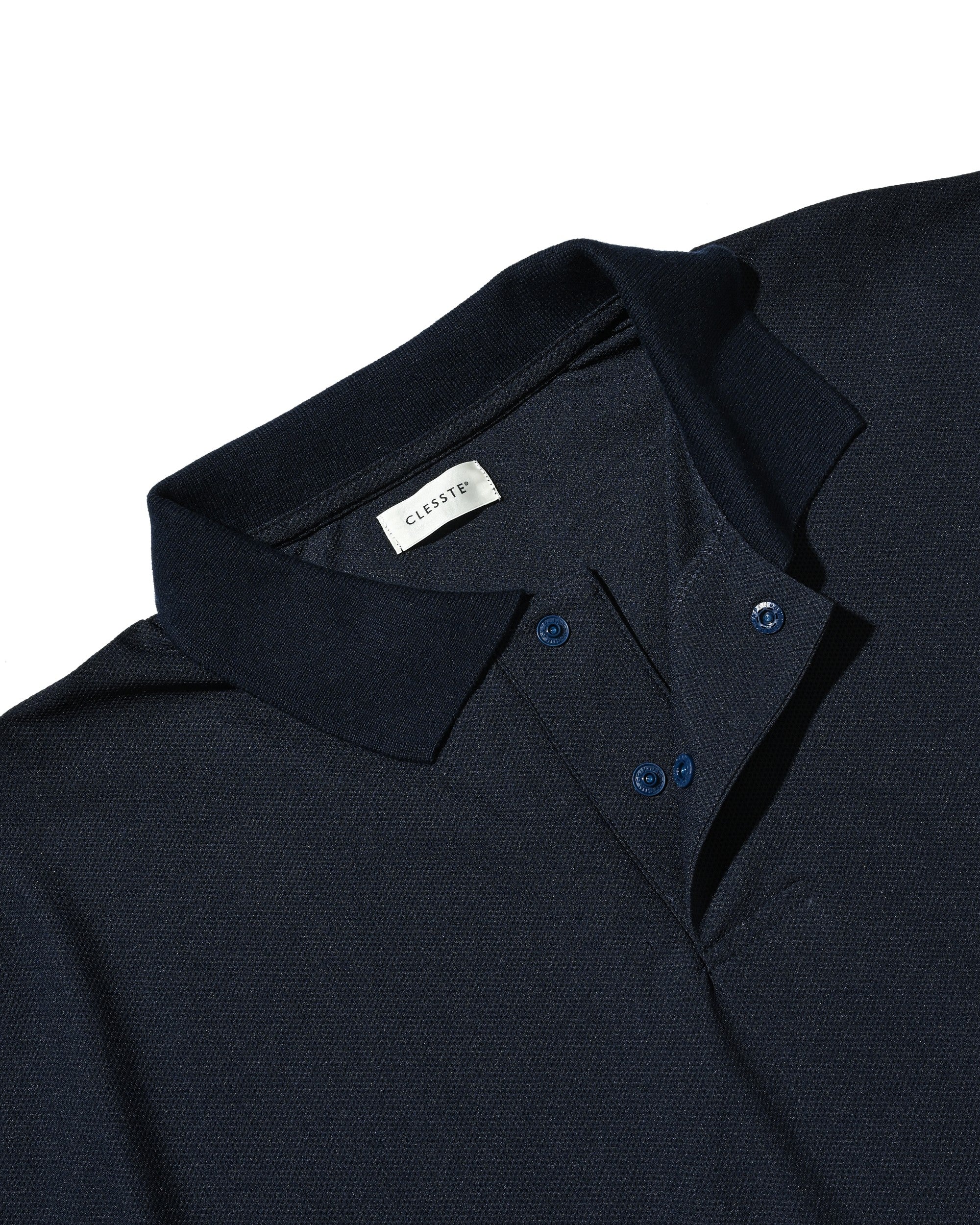 6.24 WED 20:00- IN STOCK】TECH TEXTURED CITY S/S POLO (NAVY)