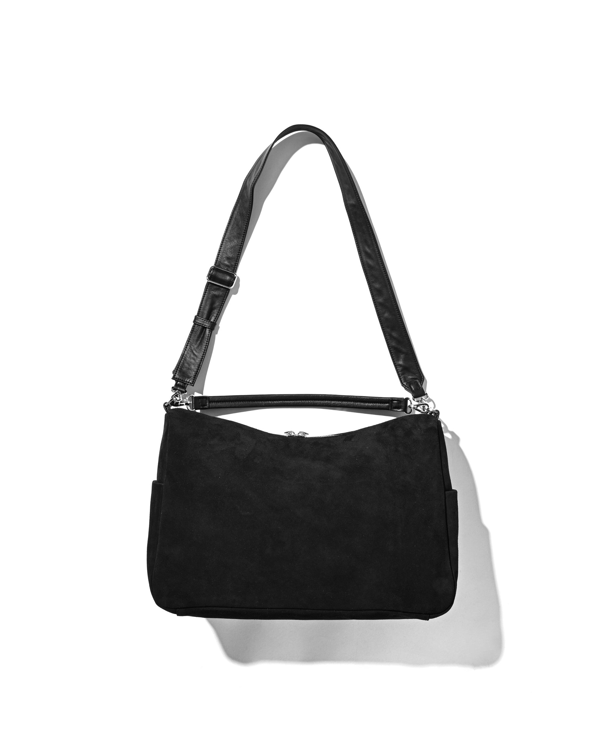 SUEDE DAYOFF BAG LARGE (BLACK)