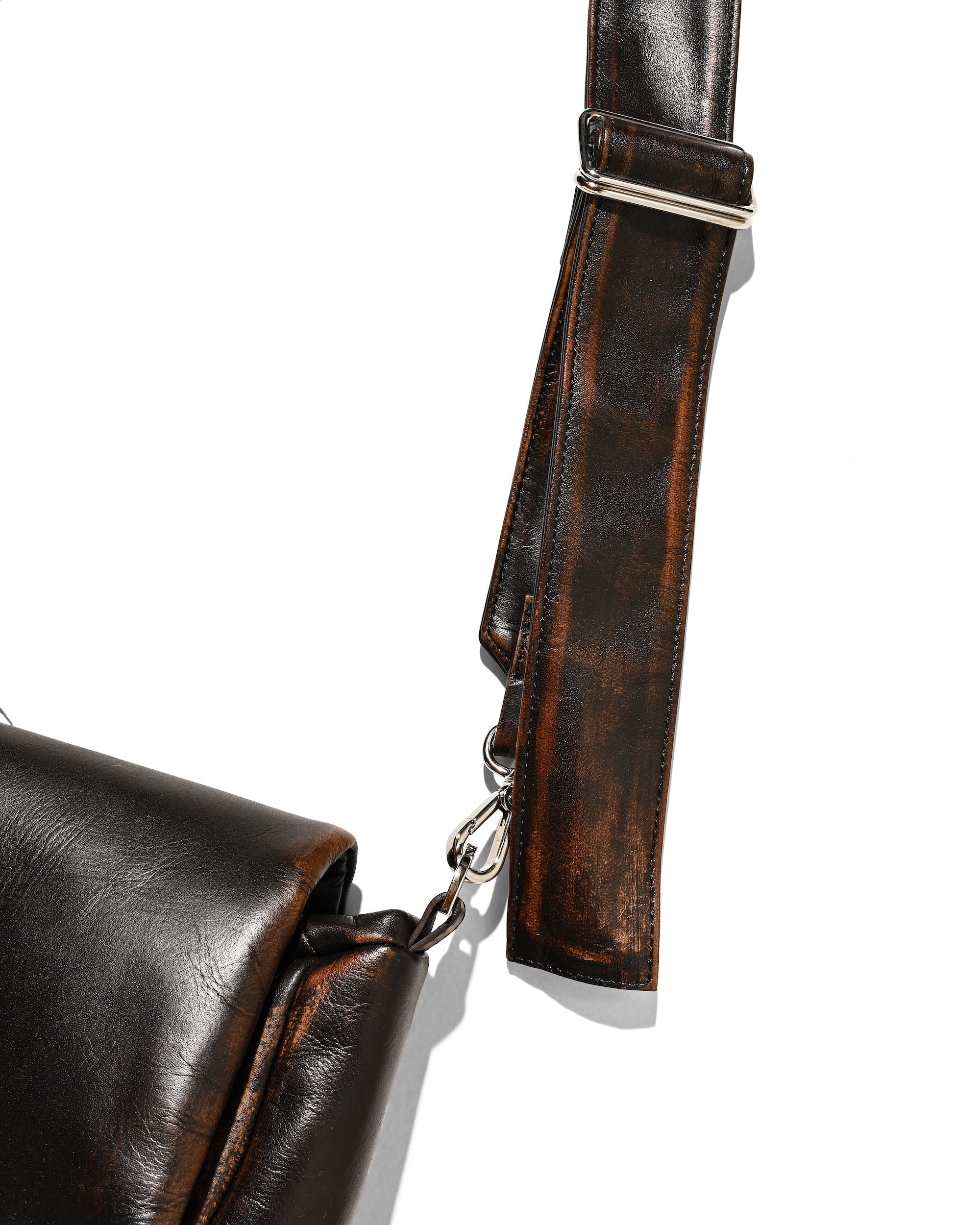 【12.10 WED 20:00- IN STOCK】VINTAGE LEATHER PADDED FLAP HOLIDAY BAG (BROWN)