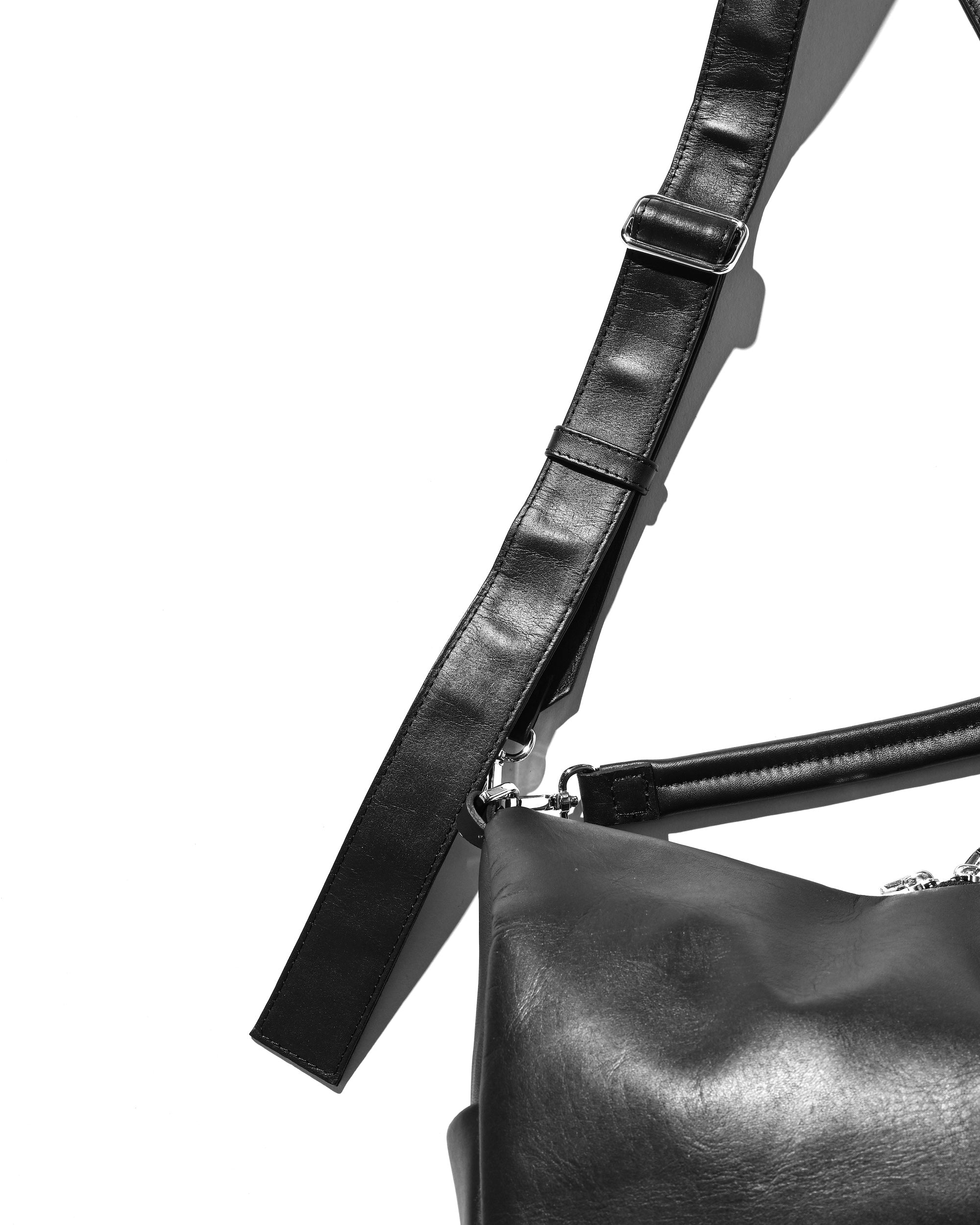 SL】LEATHER DAYOFF BAG (BLACK)