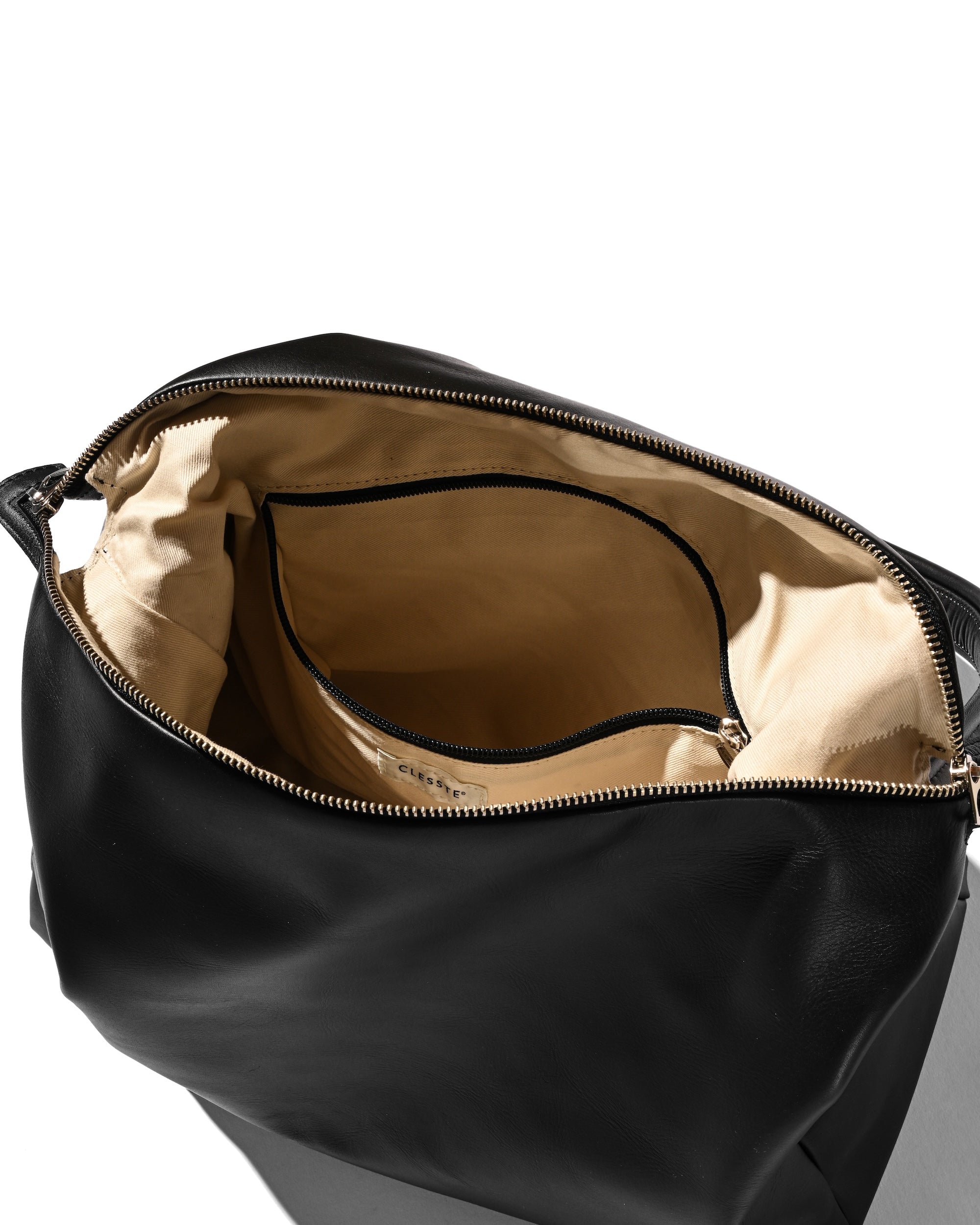 LEATHER NOMAD BAG
