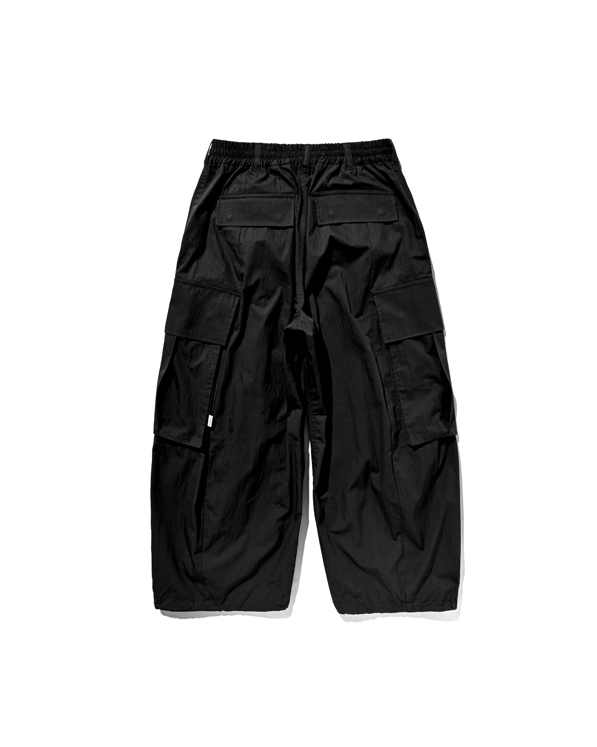 MEGA POCKET BALLOON CARGO PANTS (BLACK)