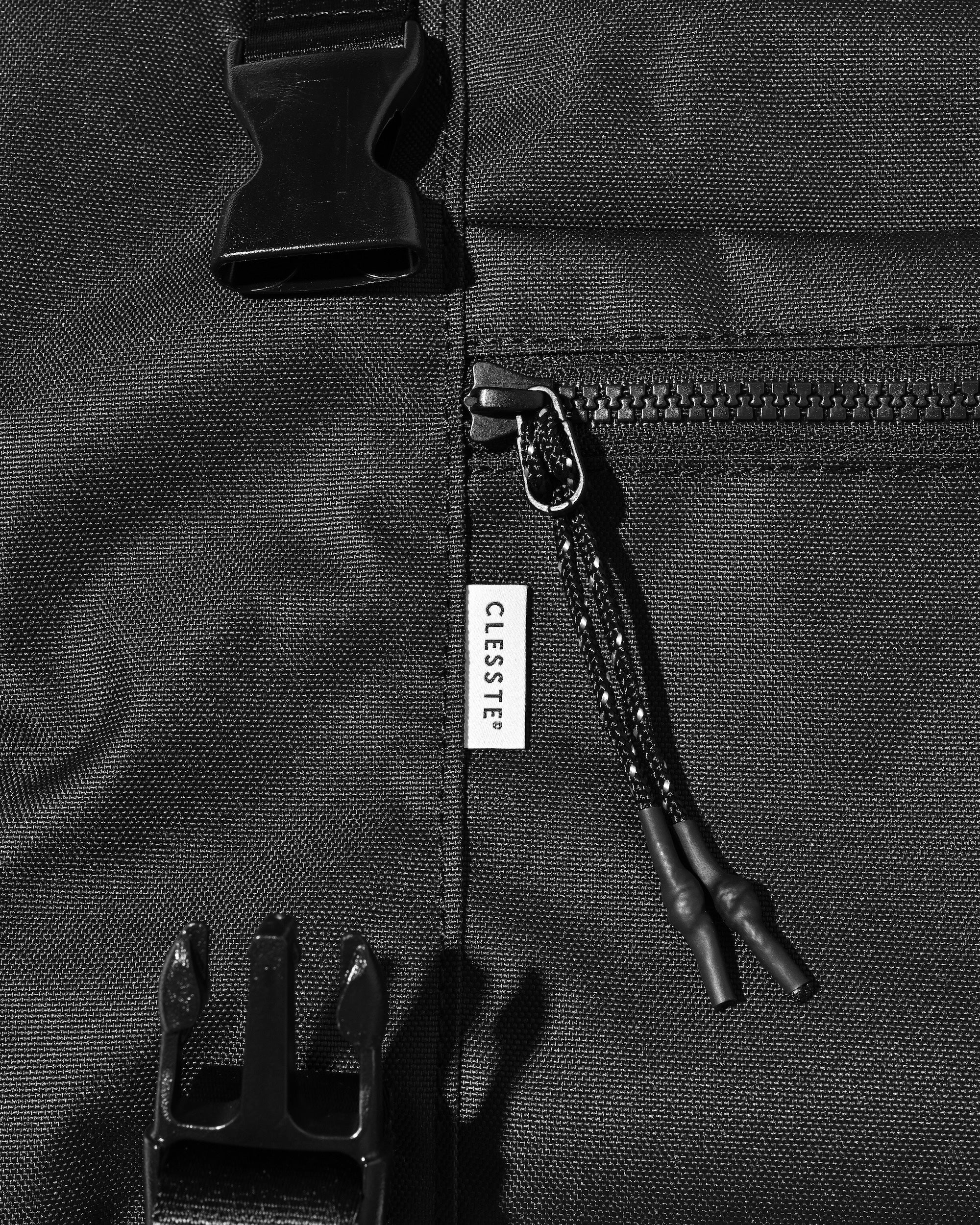 【6.13 SAT 20:00- IN STOCK】JOURNEY CROSS MESSENGER BAG (BLACK)