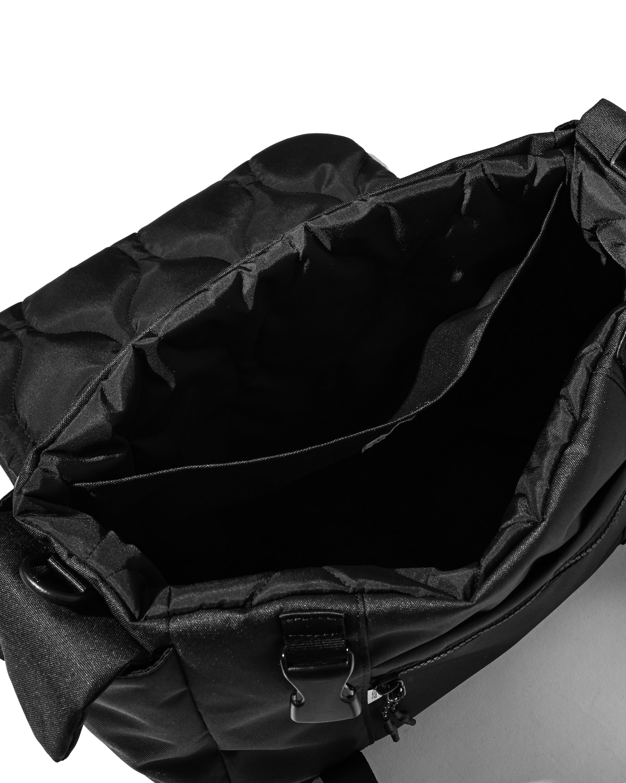 【6.13 SAT 20:00- IN STOCK】JOURNEY CROSS MESSENGER BAG (BLACK)