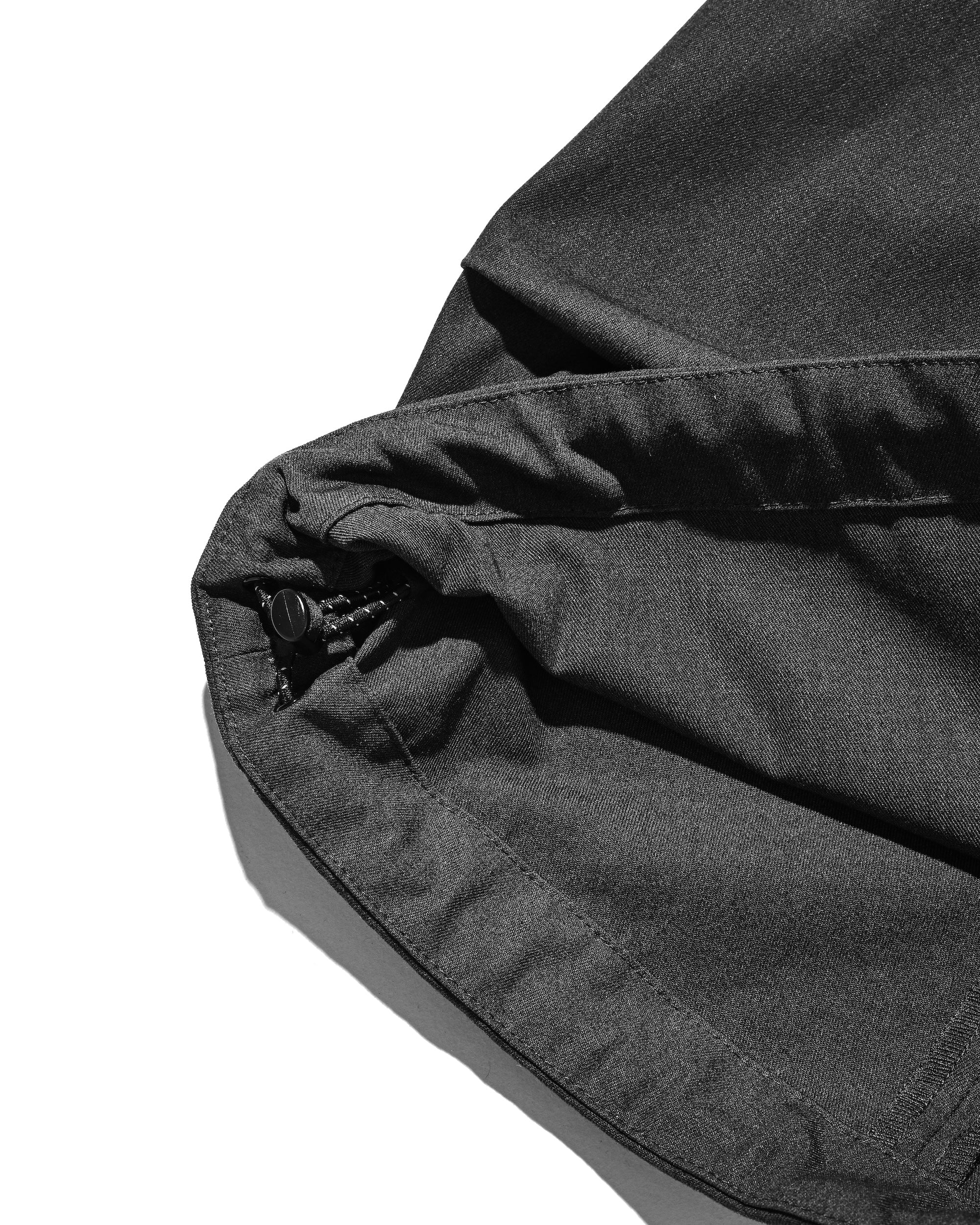 T/C GABARDINE CITY MASSIVE UTILITY CROPPED PANTS (CHARCOAL)