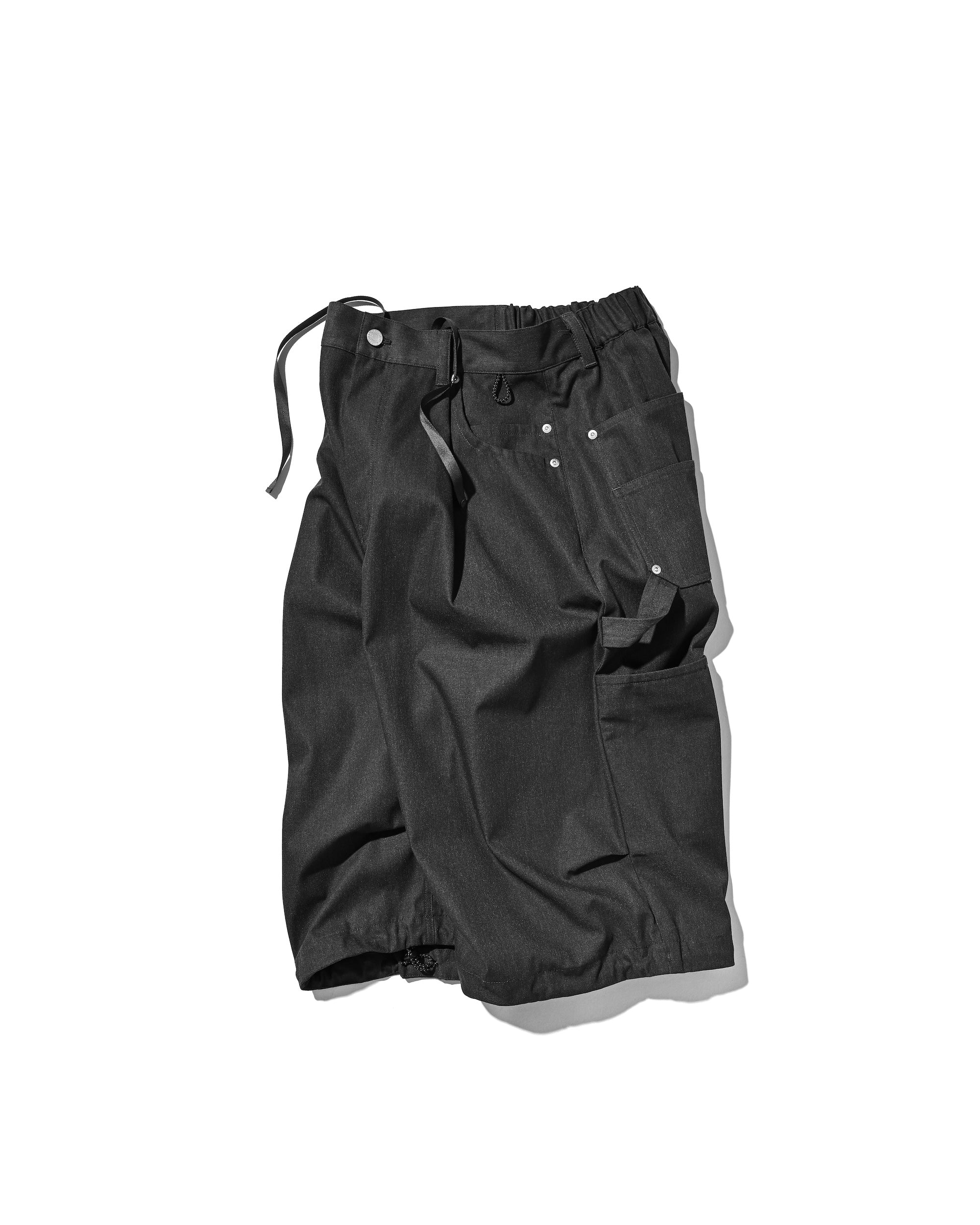 T/C GABARDINE CITY MASSIVE UTILITY CROPPED PANTS (CHARCOAL)