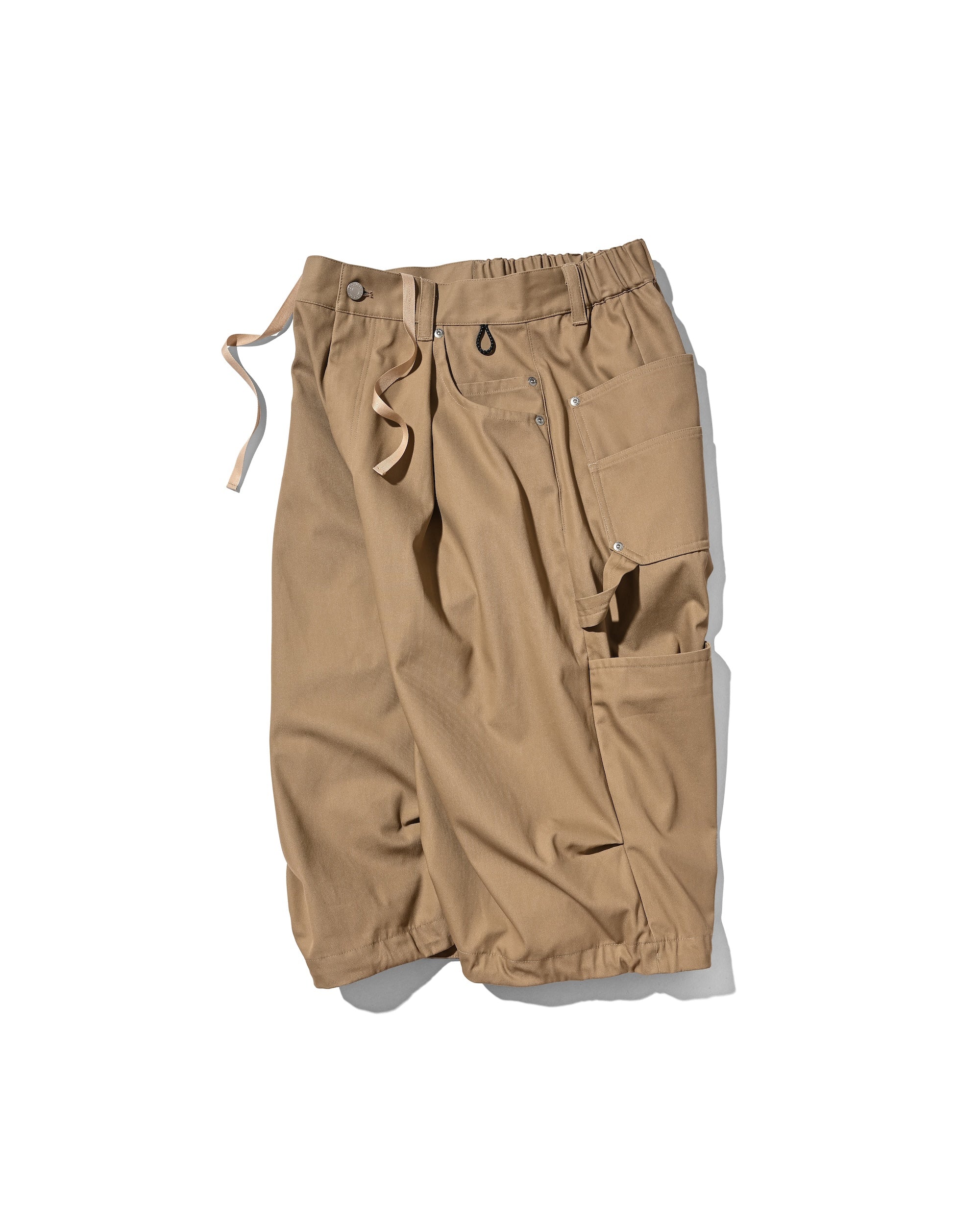 T/C GABARDINE CITY MASSIVE UTILITY CROPPED PANTS (BEIGE)