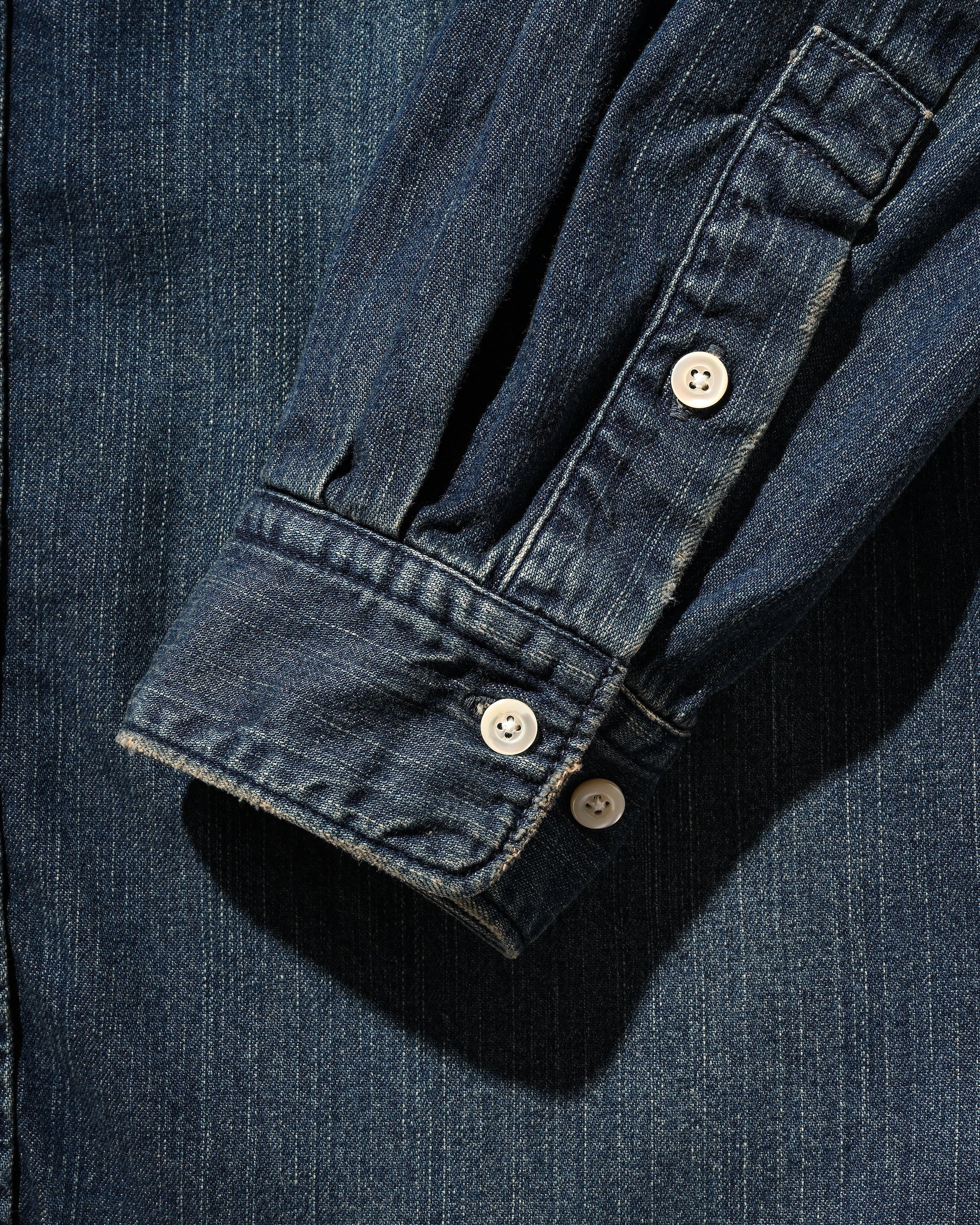 【2.28 SAT 20:00- IN STOCK】DENIM CLASSIC CITY L/S SHIRT (VINTAGE INDIGO)