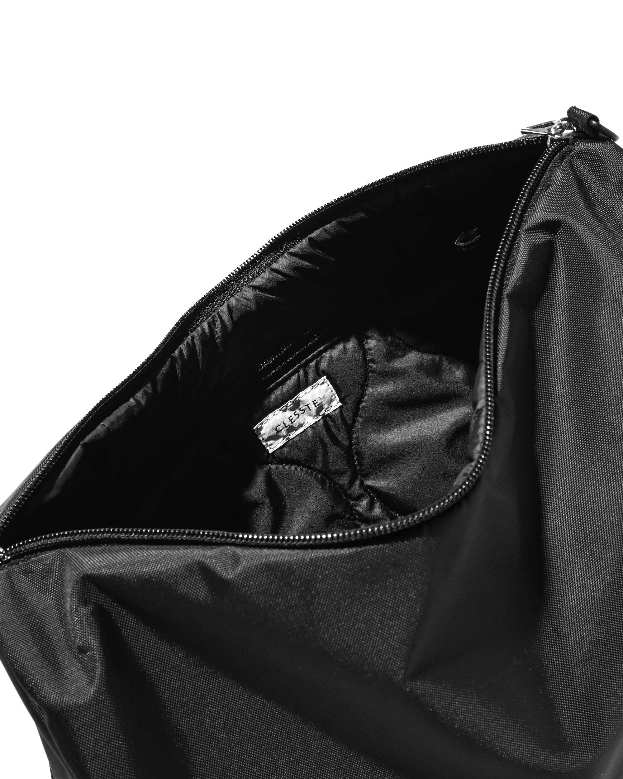 【2.18 WED 20:00- IN STOCK】DAYOFF BAG (BLACK)