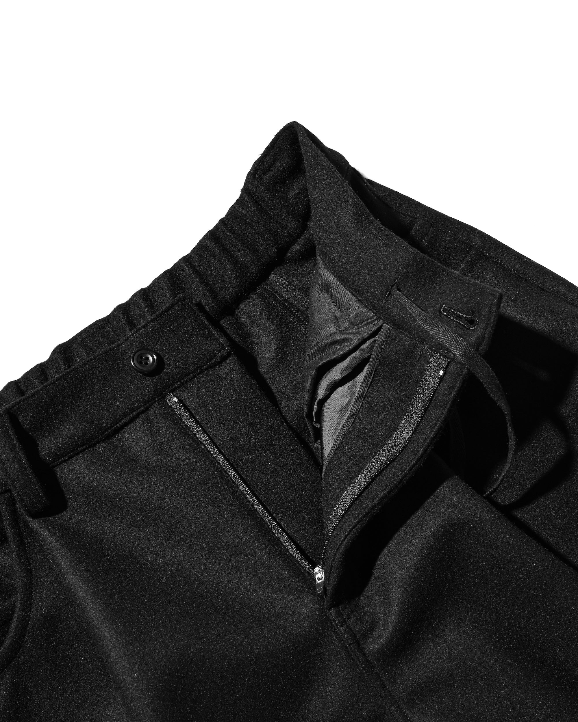 WOOL MELTON MASSIVE PANTS (BLACK). WOOL MELTON MASSIVE PANTS (BLACK).