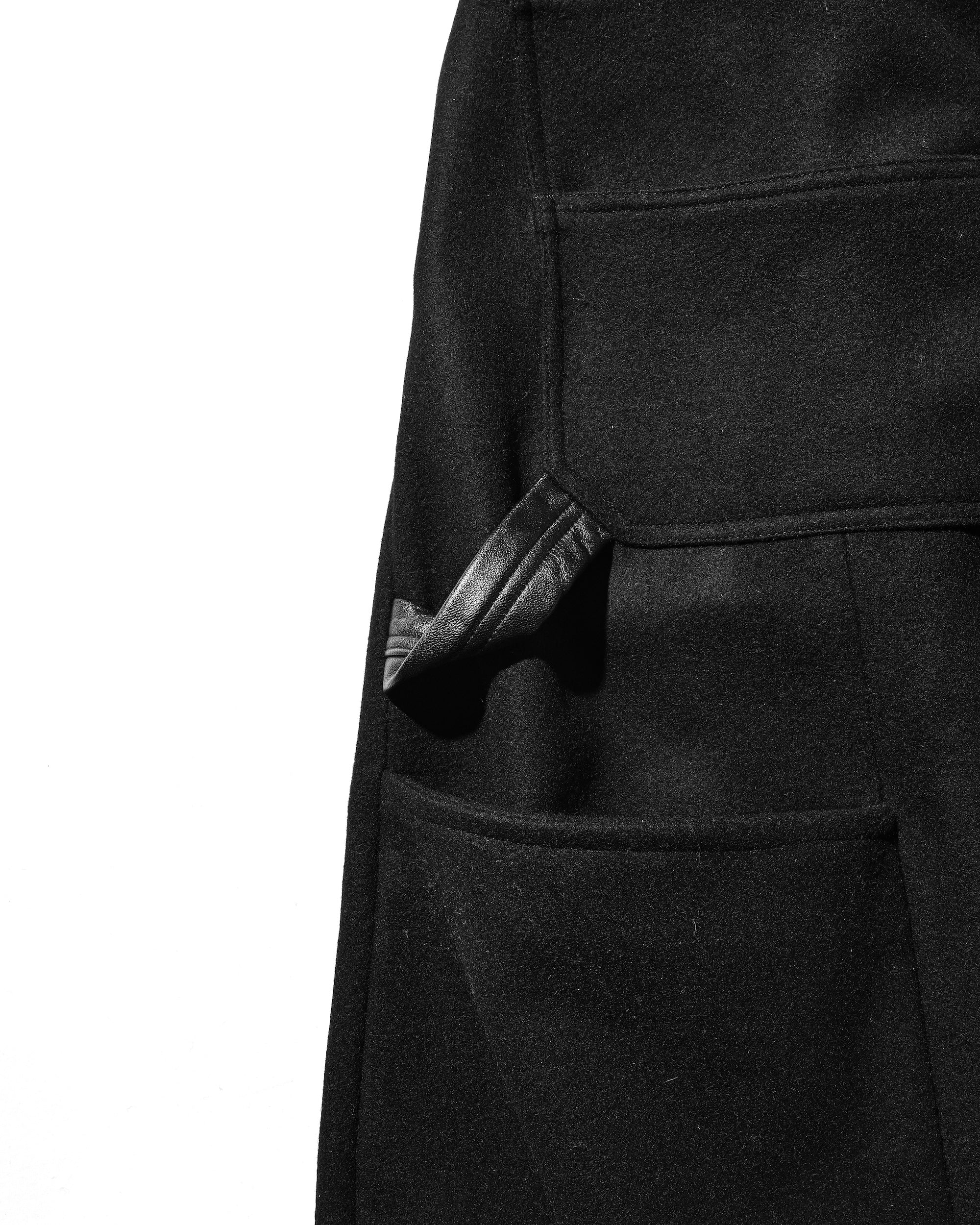 【5월 말 전달 예정】MASSIVE PANTS