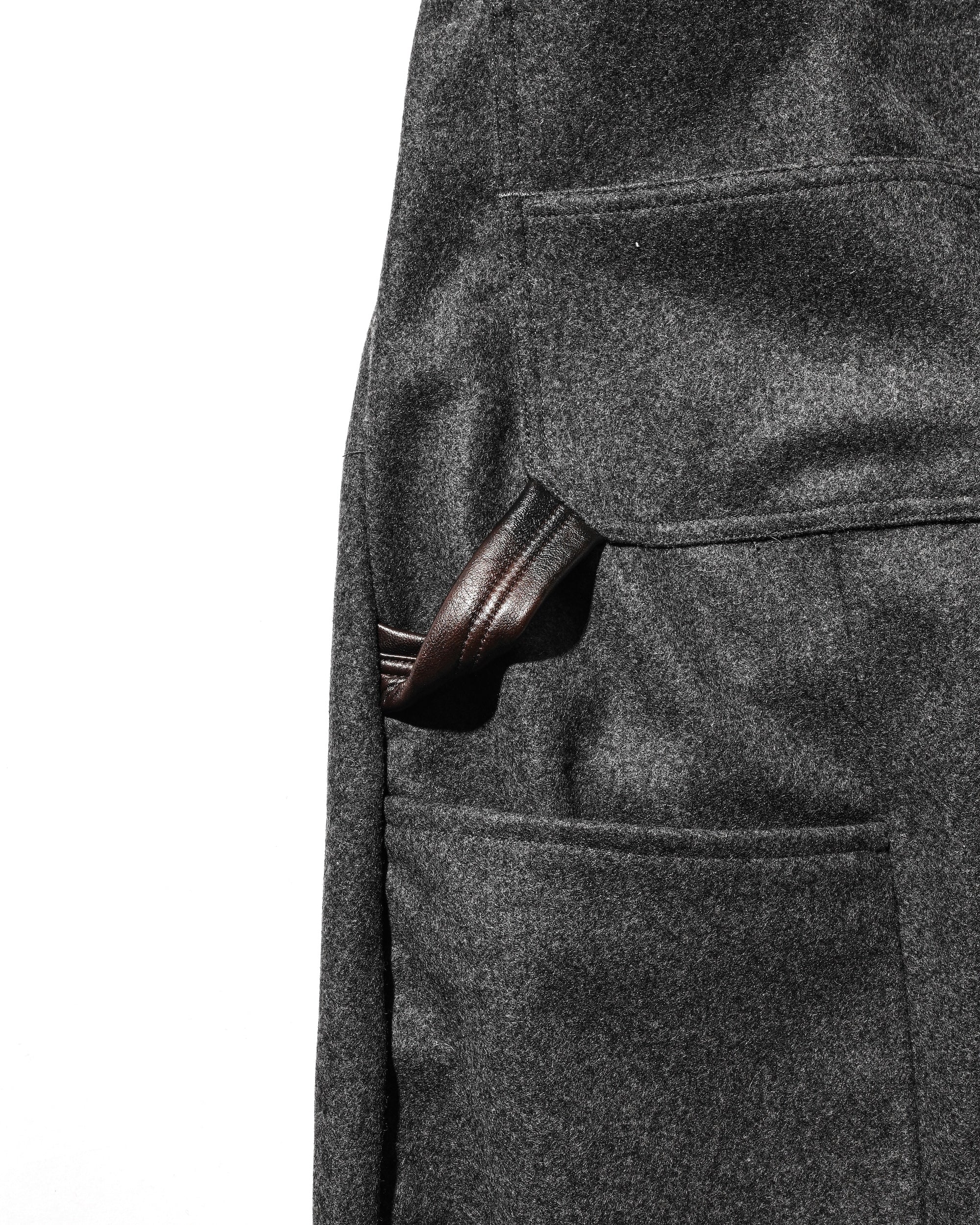 【5월 말 전달 예정】MASSIVE PANTS