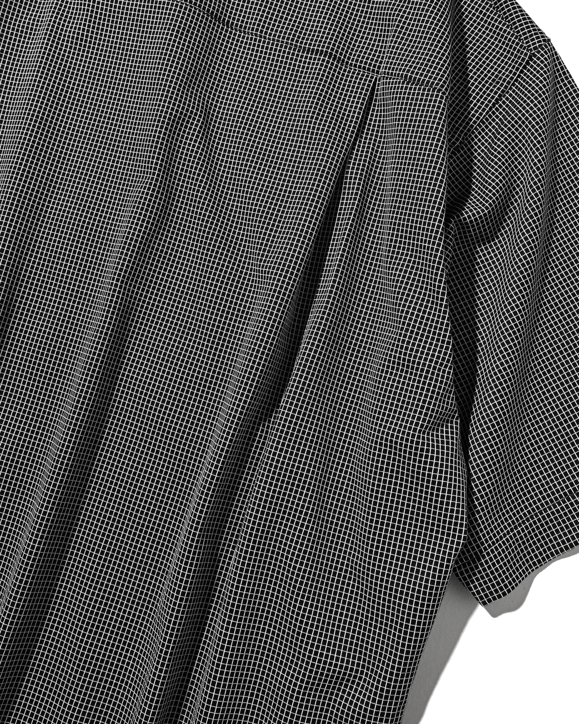 【7.8 WED 20:00- IN STOCK】MINI GRID CHECK 36G KNIT EVERYDAY ZIP UP S/S SHIRT (BLACK×WHITE)