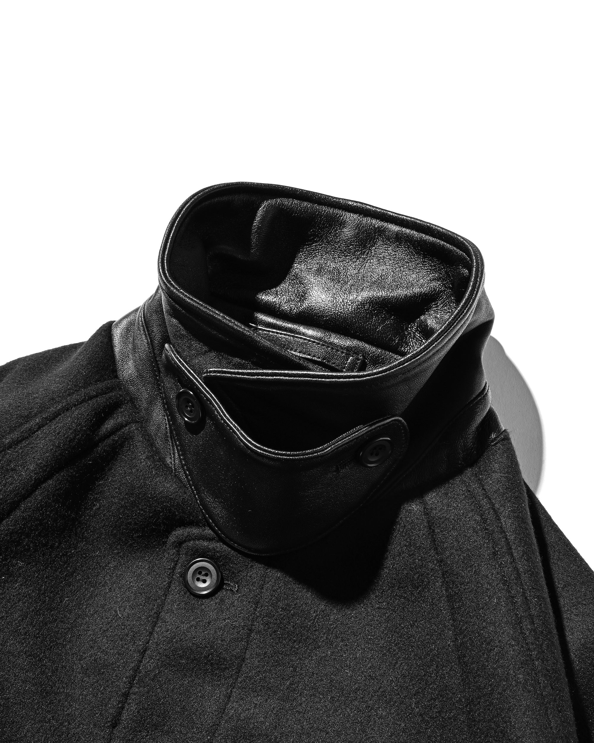 LEATHER COLLAR WOOL MELTON BALMACAAN COAT (BLACK)