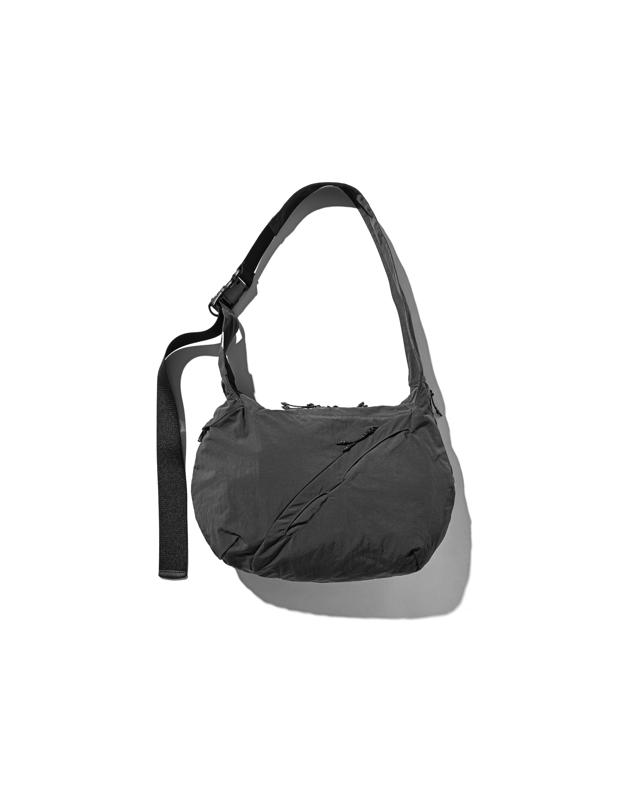 【7.16 WED 20:00- IN STOCK】ACTIVE CITY FUTURE BAG (GRAY)