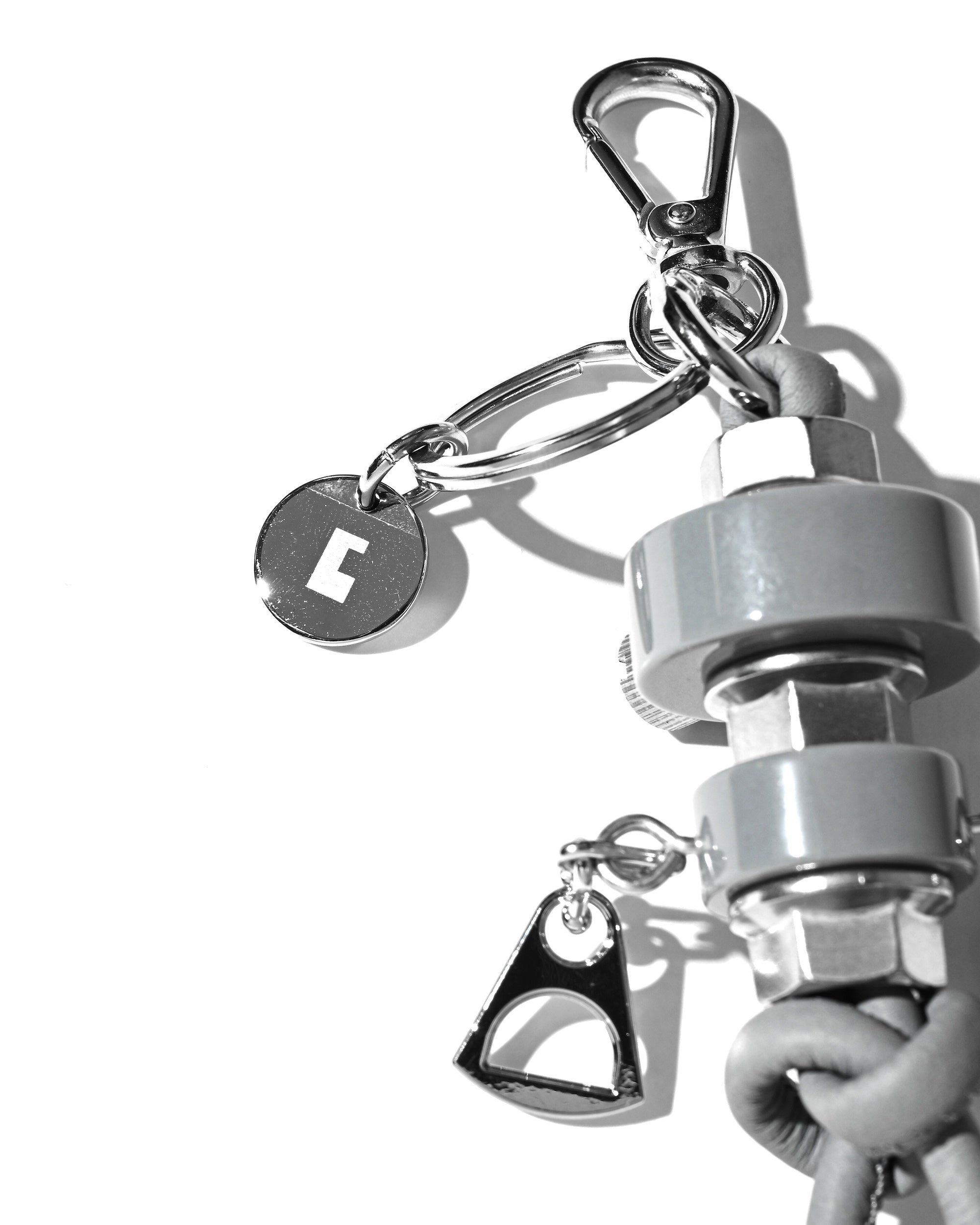 EX.】CRISTY ROBOT KNOT CHARM BY ITTI (GRAY)