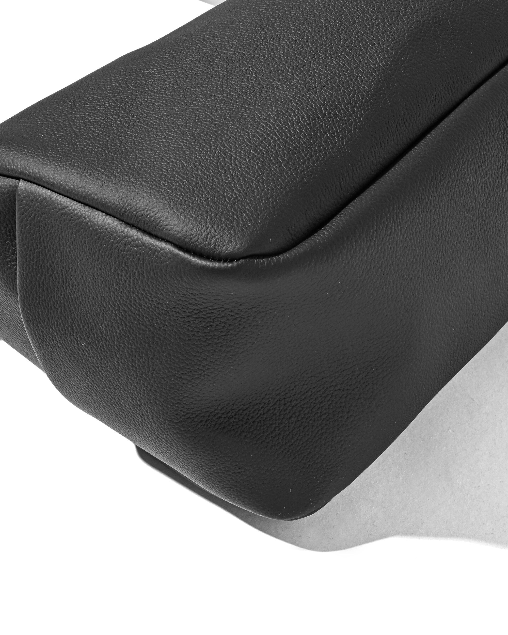 【8.15 SAT 20:00- IN STOCK】GRAIN LEATHER DAYOFF BAG (BLACK)