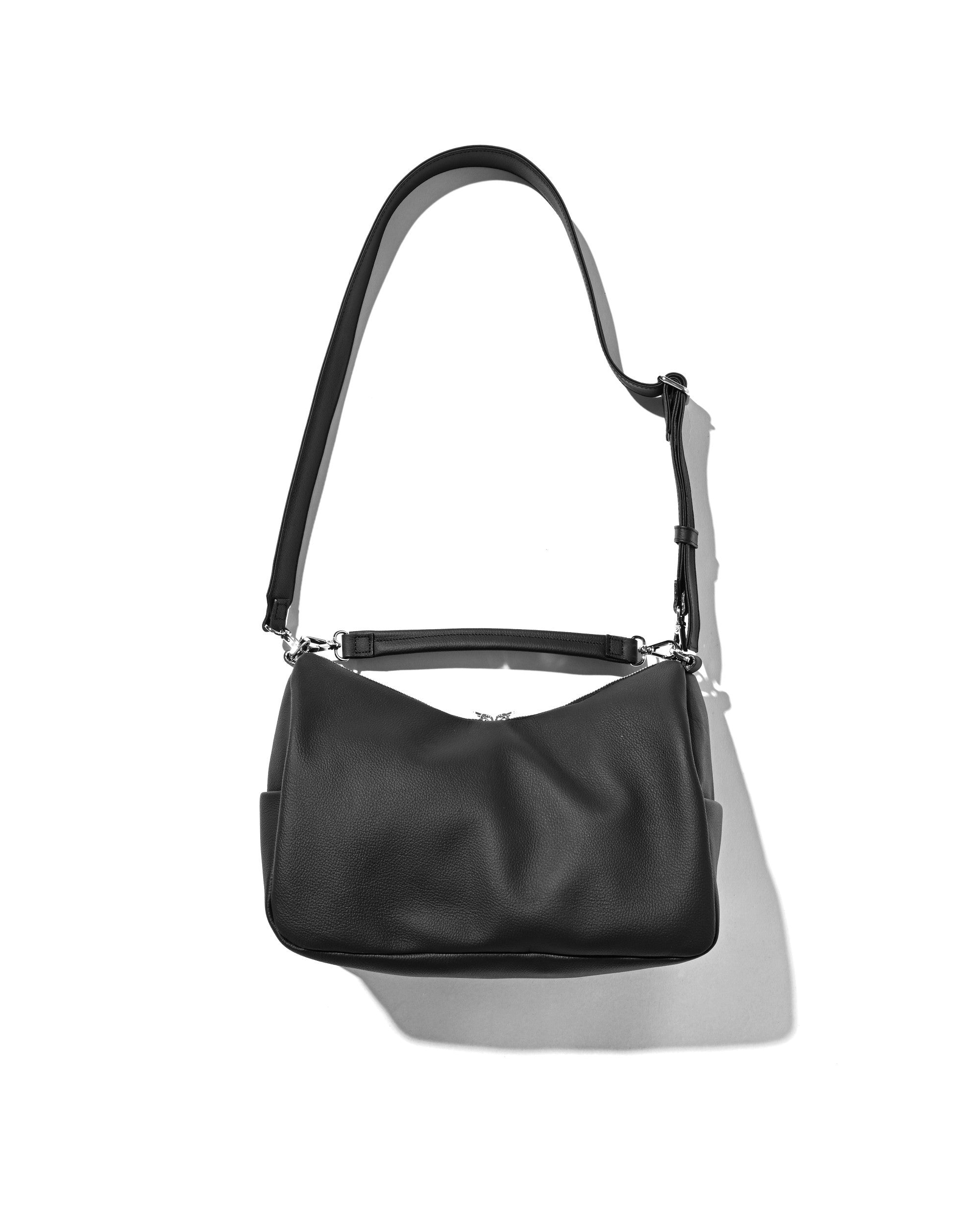 【8.15 SAT 20:00- IN STOCK】GRAIN LEATHER DAYOFF BAG (BLACK)