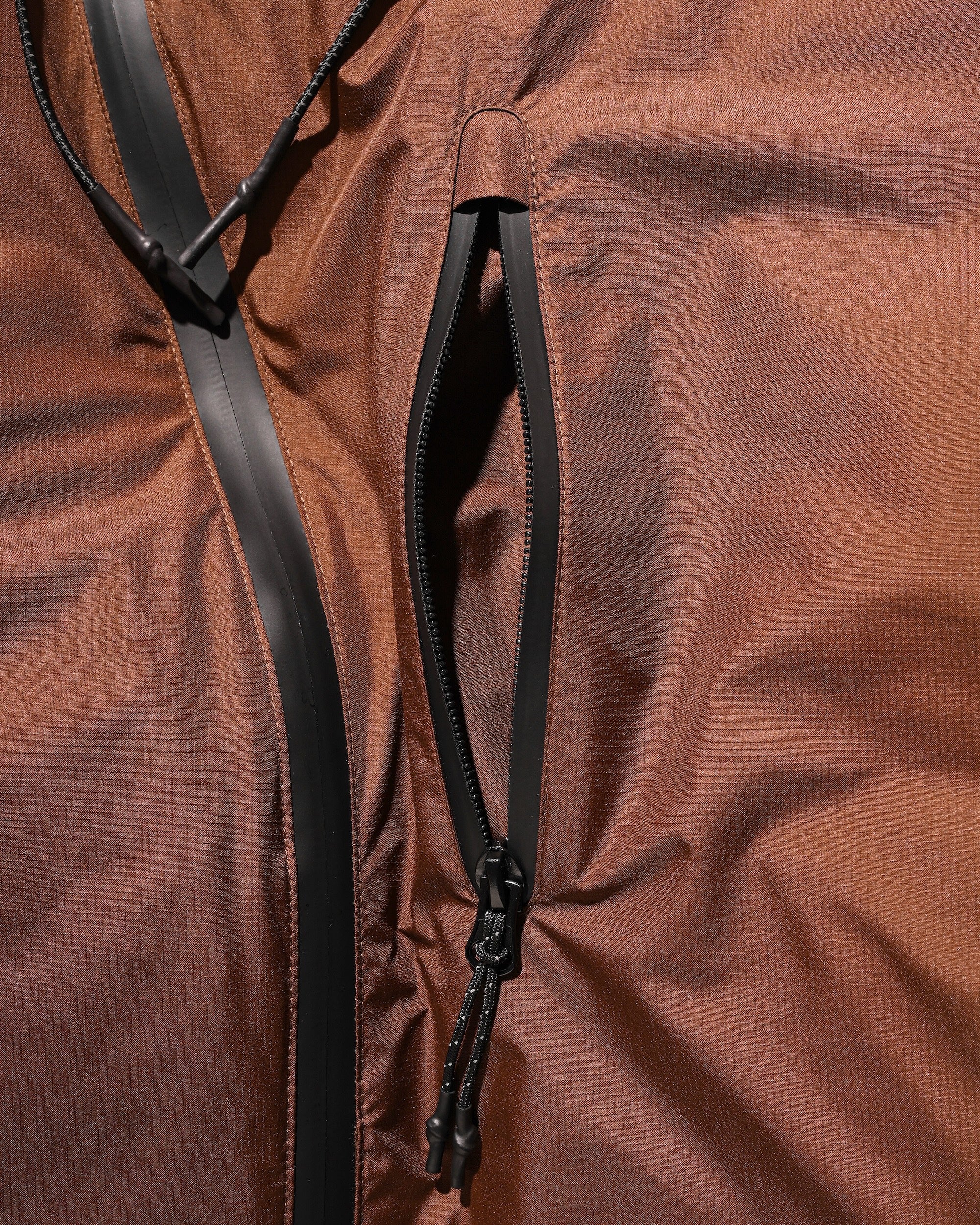 【12.20 SAT 20:00- IN STOCK】+phenix WINDSTOPPER® by GORE-TEX LABS CITY PUFFER JACKET (CHOCOLATE BROWN)
