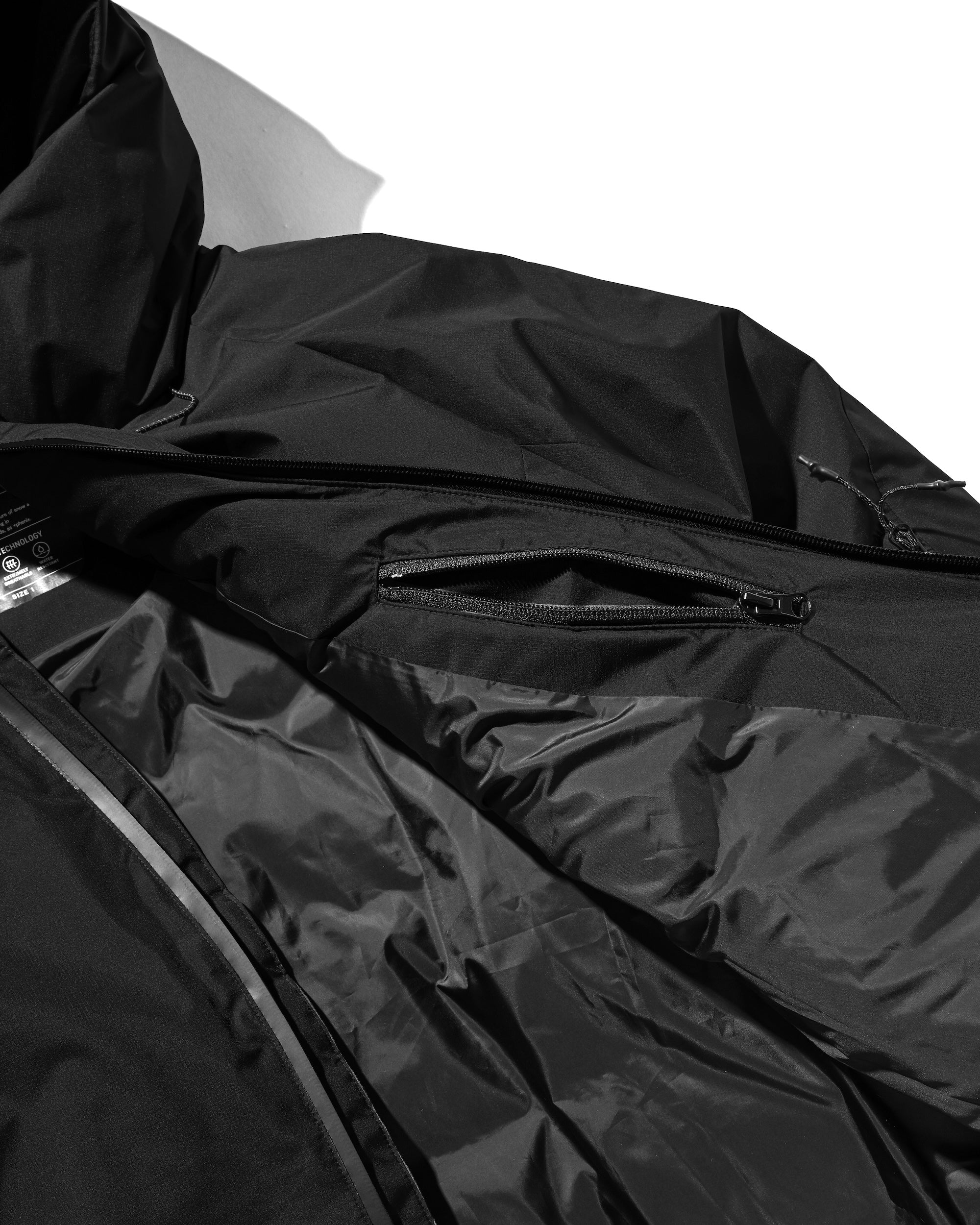 【12.20 SAT 20:00- IN STOCK】+phenix WINDSTOPPER® by GORE-TEX LABS CITY PUFFER JACKET (BLACK)