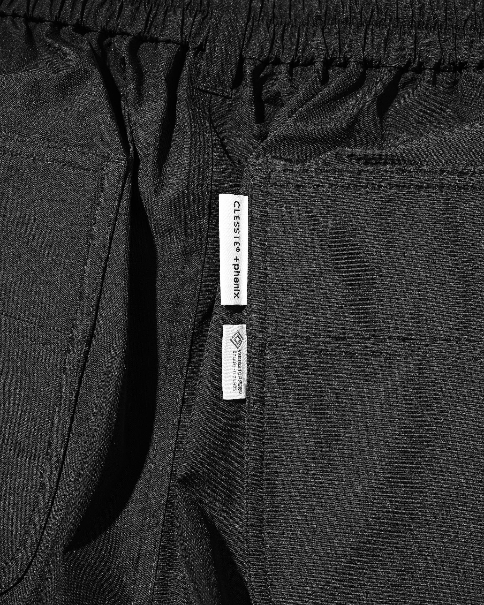 【7.22 WED 20:00- IN STOCK】+phenix WINDSTOPPER® by GORE-TEX LABS CITY DOUBLE KNEE WORKER HALF PANTS (BLACK)