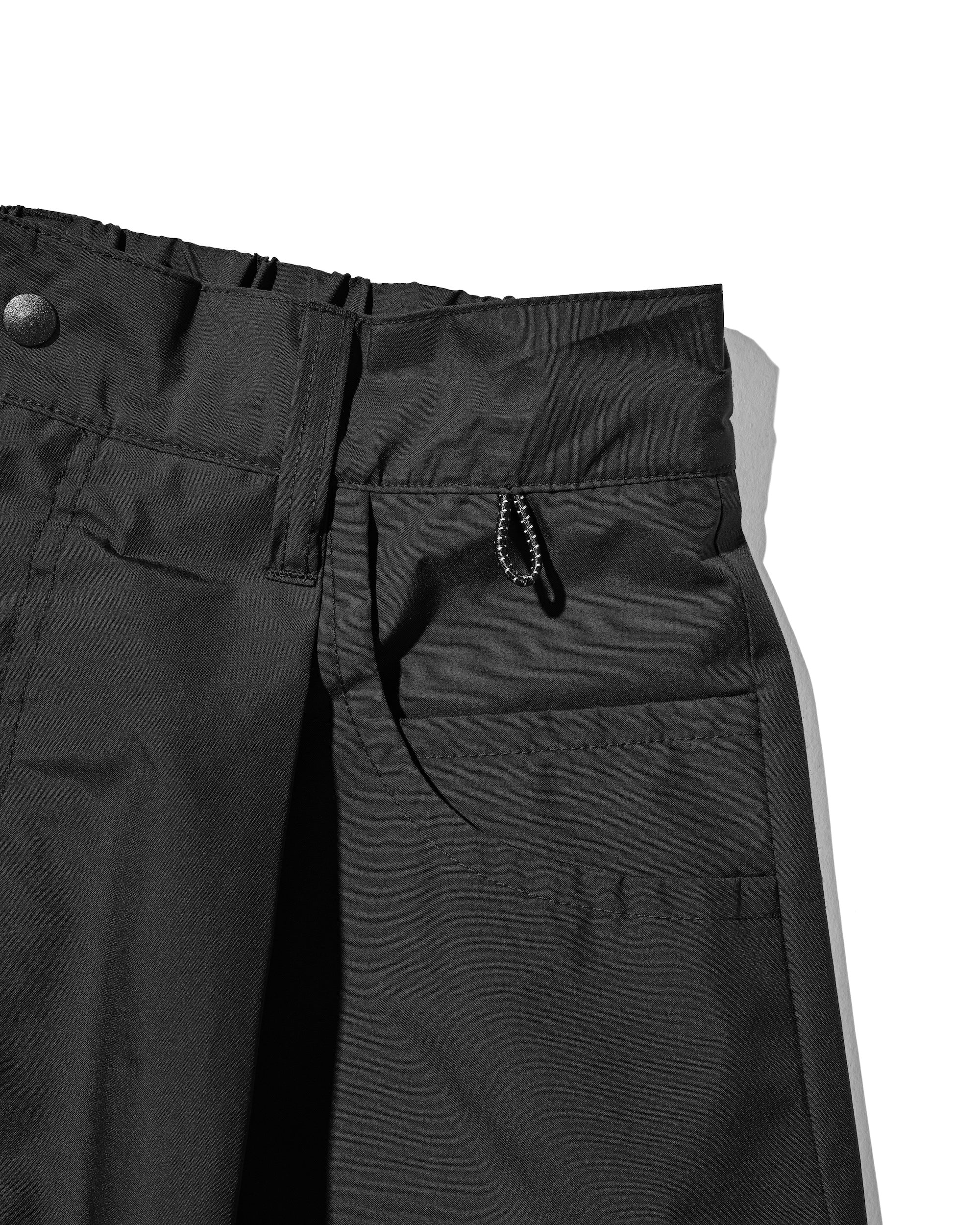 【7.8 WED 20:00- IN STOCK】+PHENIX WINDSTOPPER® BY GORE-TEX LABS TWILL CITY MASSIVE UTILITY HALF PANTS (BLACK)