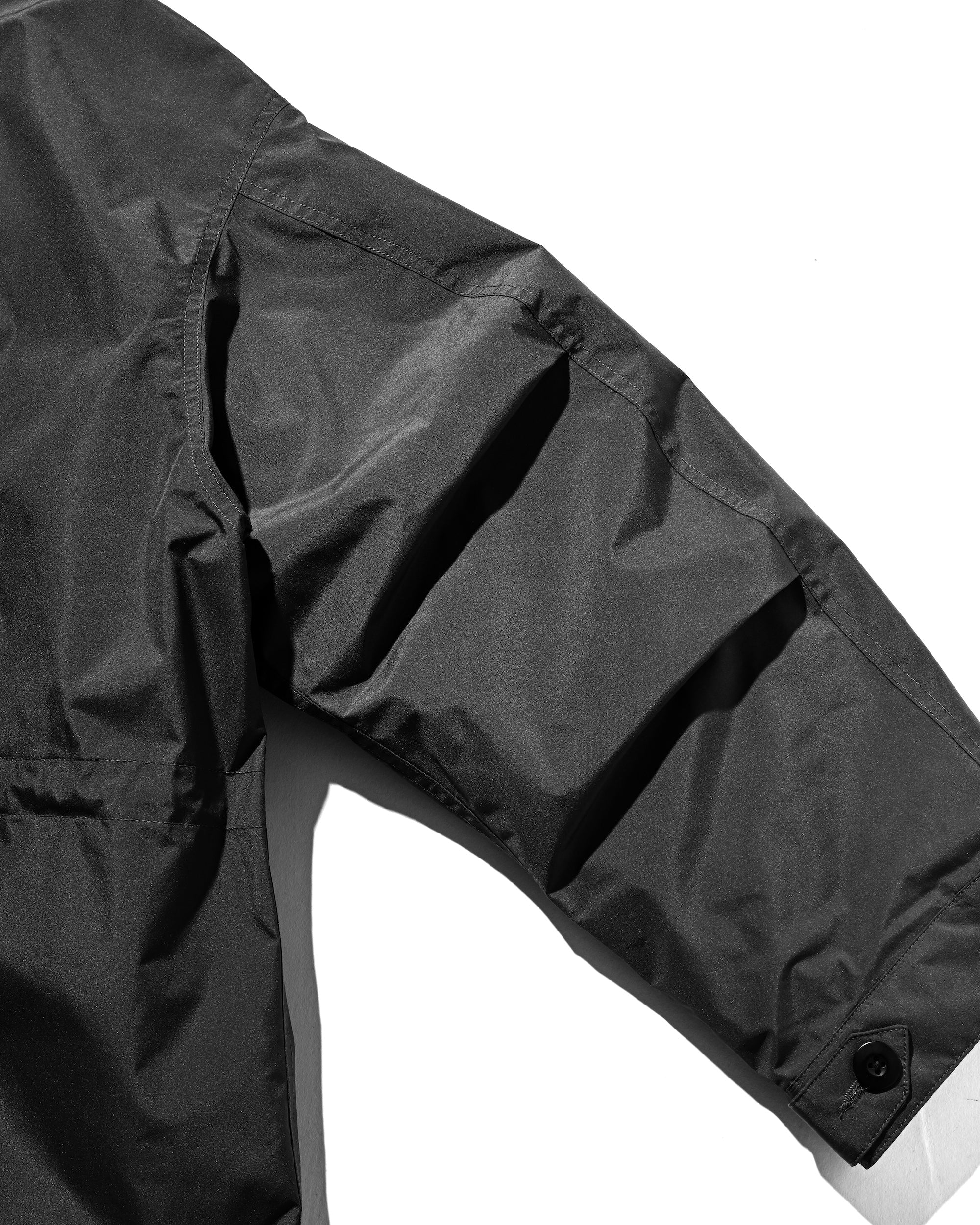 +phenix WINDSTOPPER® by GORE-TEX LABS CITY FISHTAIL PARKA WITH LINER JACKET (BLACK)