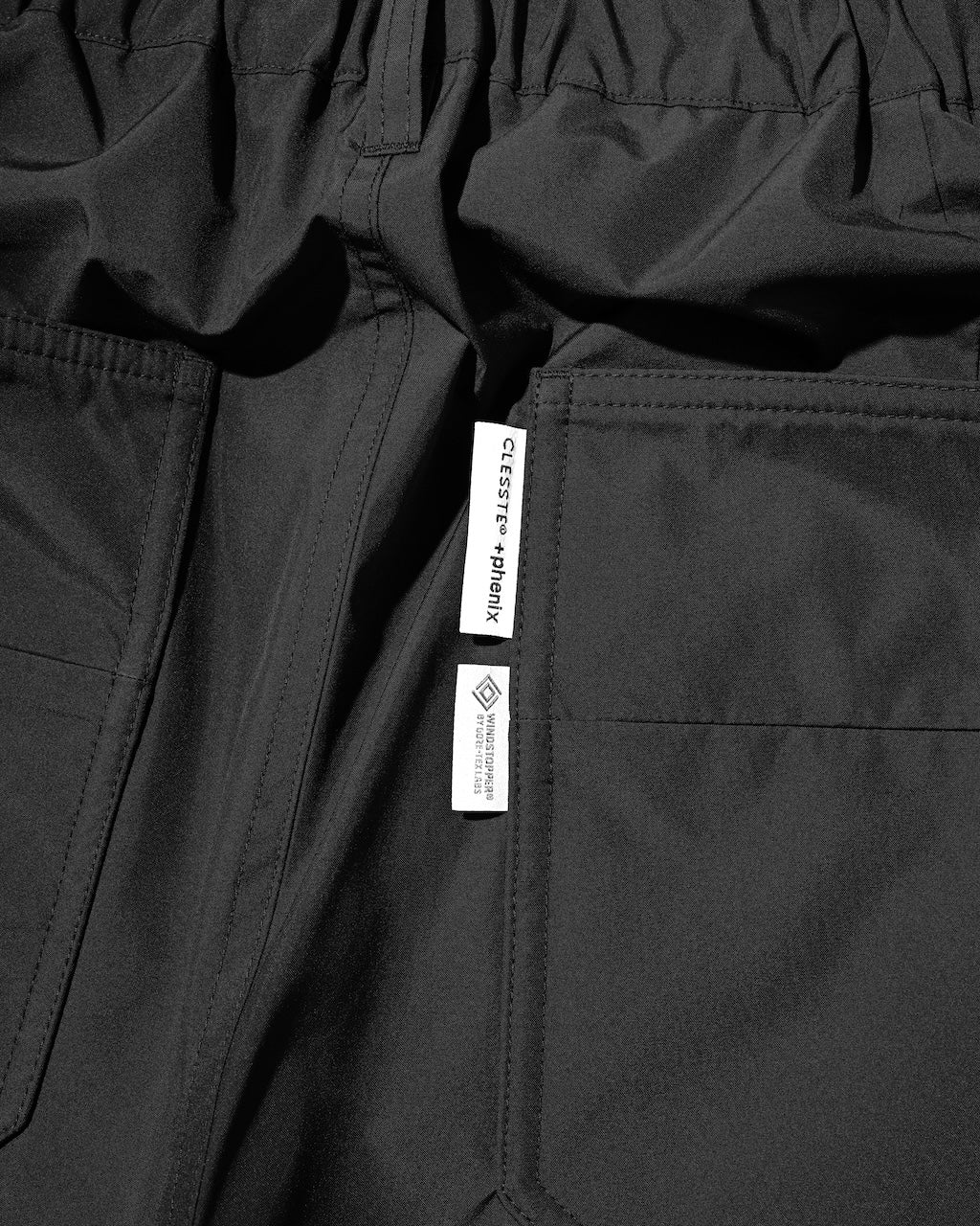 【7.25 SAT 20:00- IN STOCK】+phenix WINDSTOPPER® by GORE-TEX LABS CITY MASSIVE UTILITY HALF PANTS (BLACK)