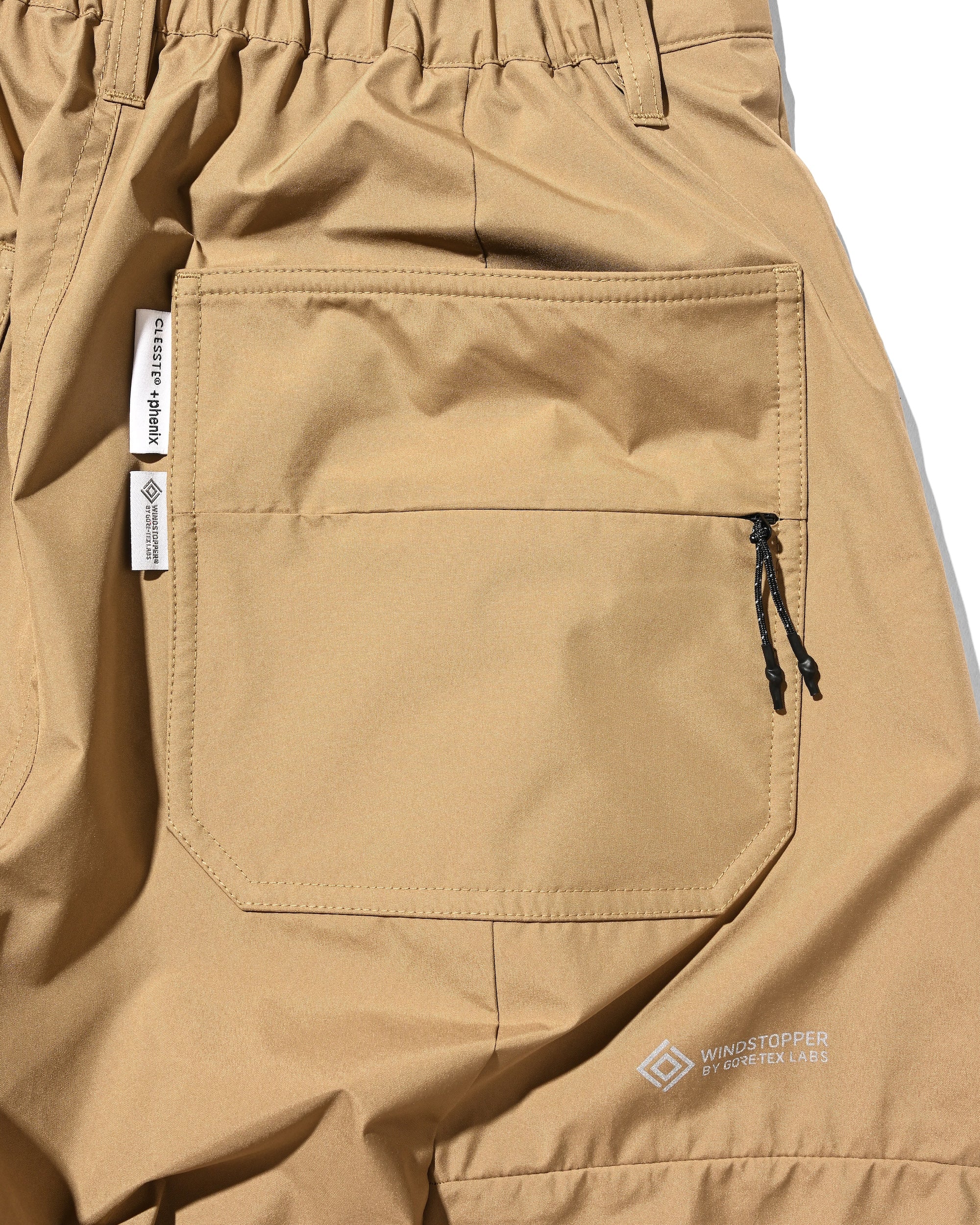 【7.8 WED 20:00- IN STOCK】+PHENIX WINDSTOPPER® BY GORE-TEX LABS TWILL CITY MASSIVE UTILITY HALF PANTS (CAMEL BEIGE)