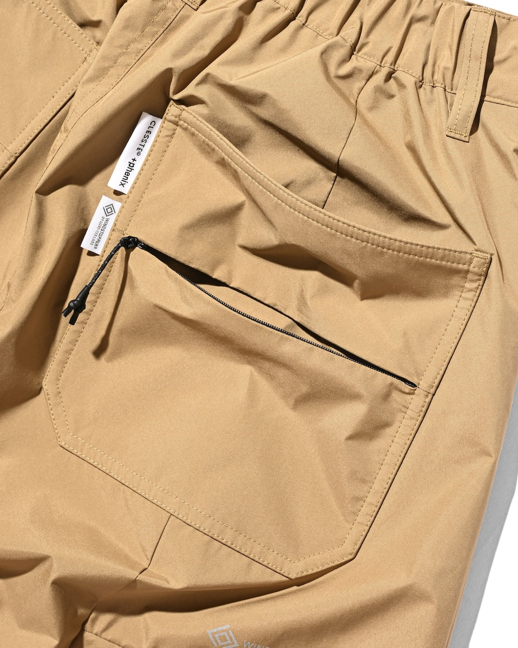 【7.25 SAT 20:00- IN STOCK】+phenix WINDSTOPPER® by GORE-TEX LABS CITY MASSIVE UTILITY HALF PANTS (CAMEL BEIGE)