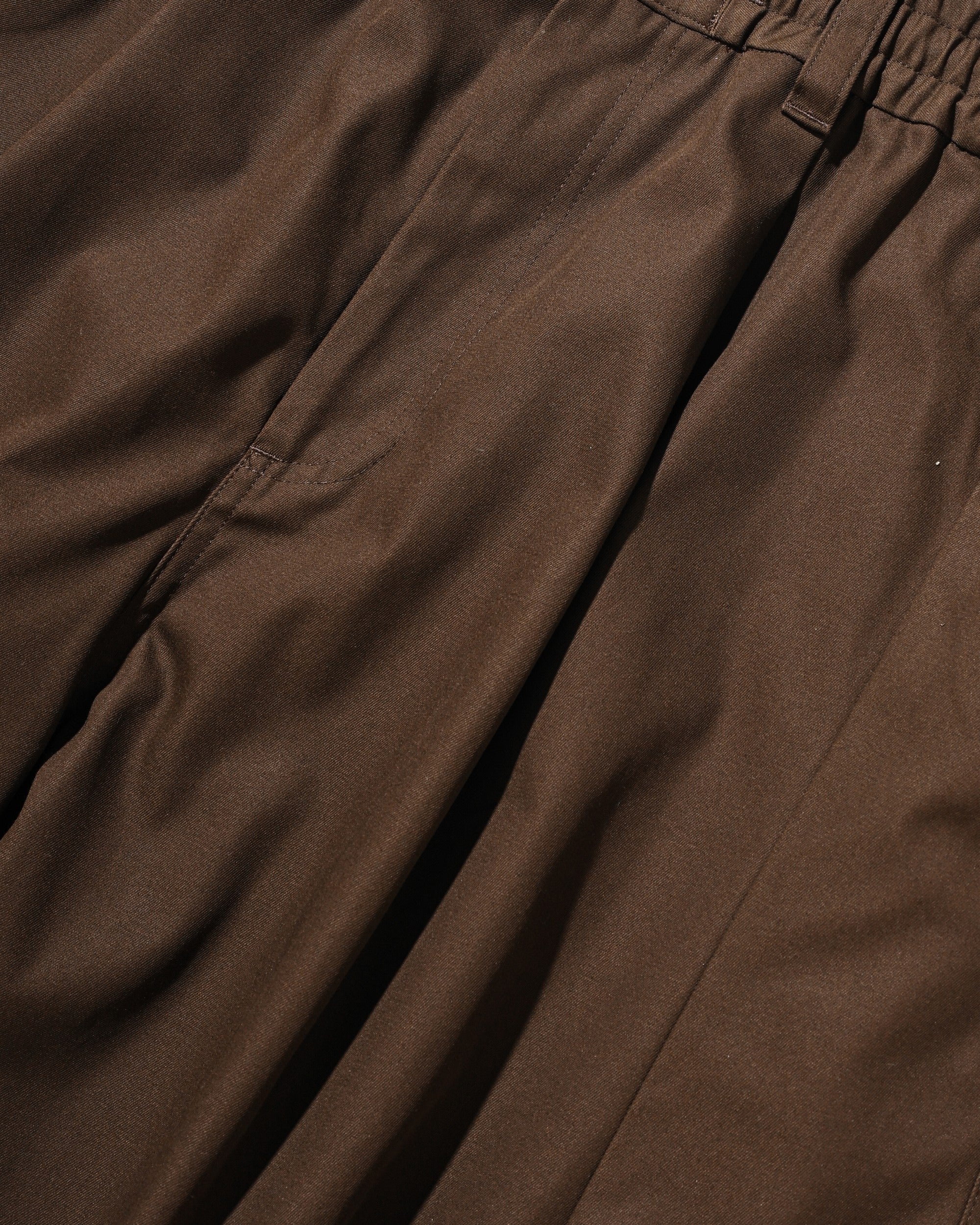 【7.11 SAT 20:00- IN STOCK】T/C GABARDINE CITY WIDE PANTS (BROWN)