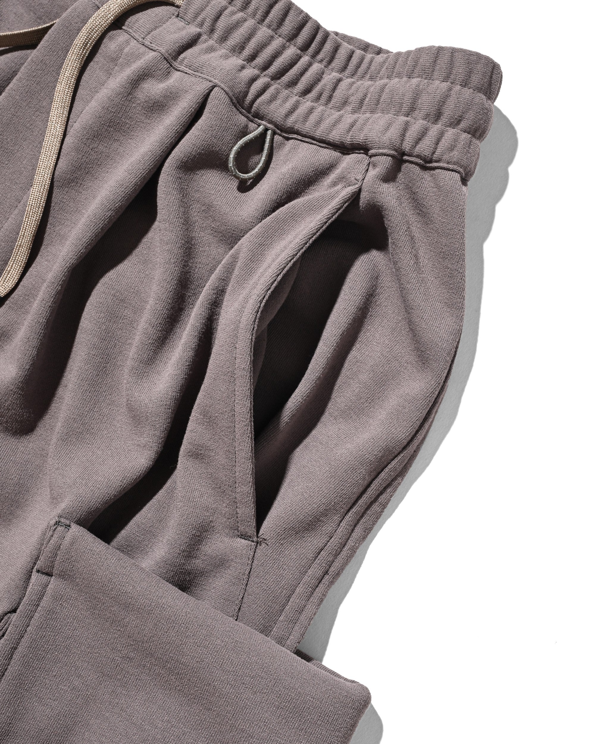 【7.15 WED 20:00- IN STOCK】CITY MILITARY SWEAT HALF PANTS 001 (GRAPHITE TAUPE)