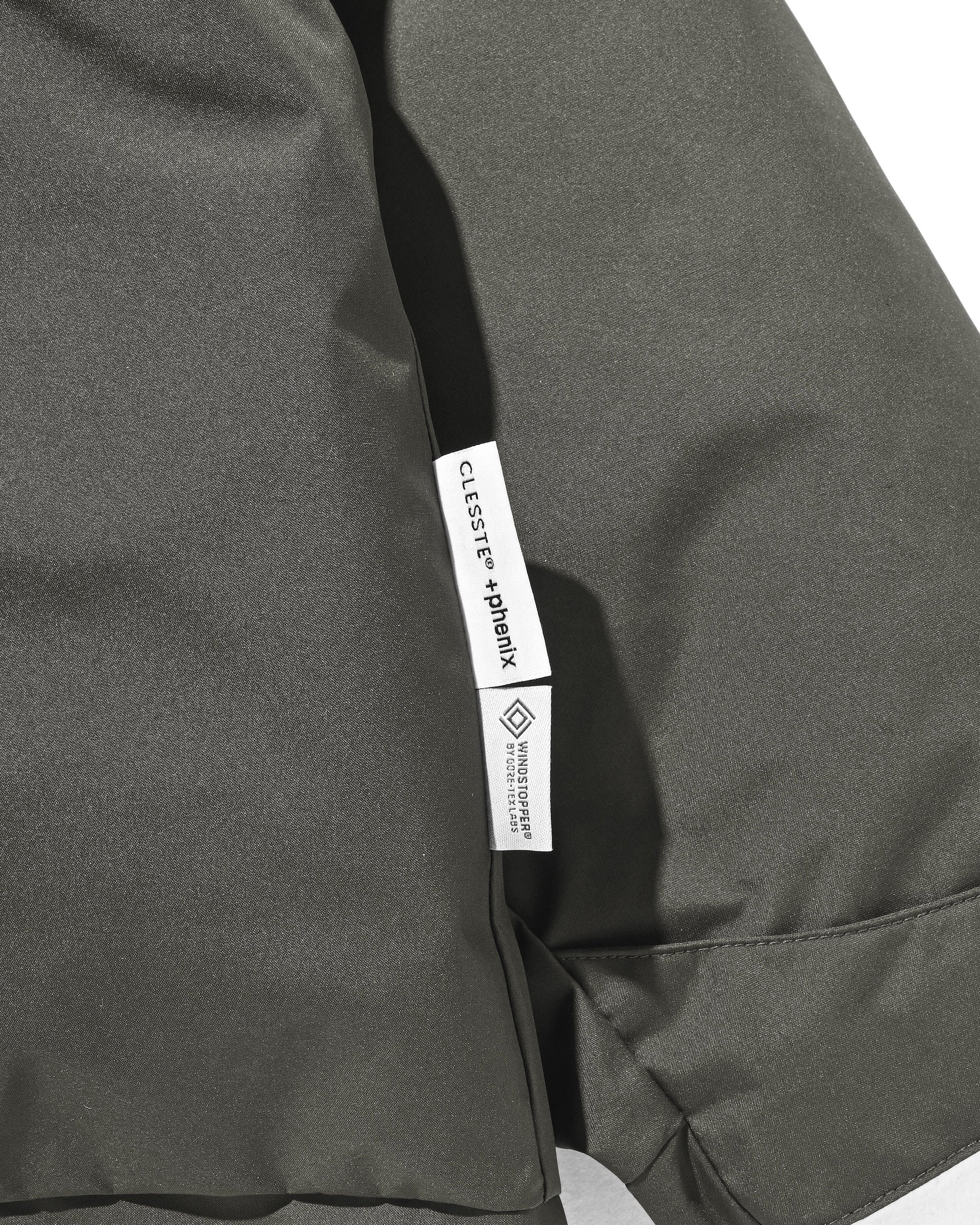 +phenix WINDSTOPPER® by GORE-TEX LABS CITY HAPPY JACKET (ASPHALT GRAY)