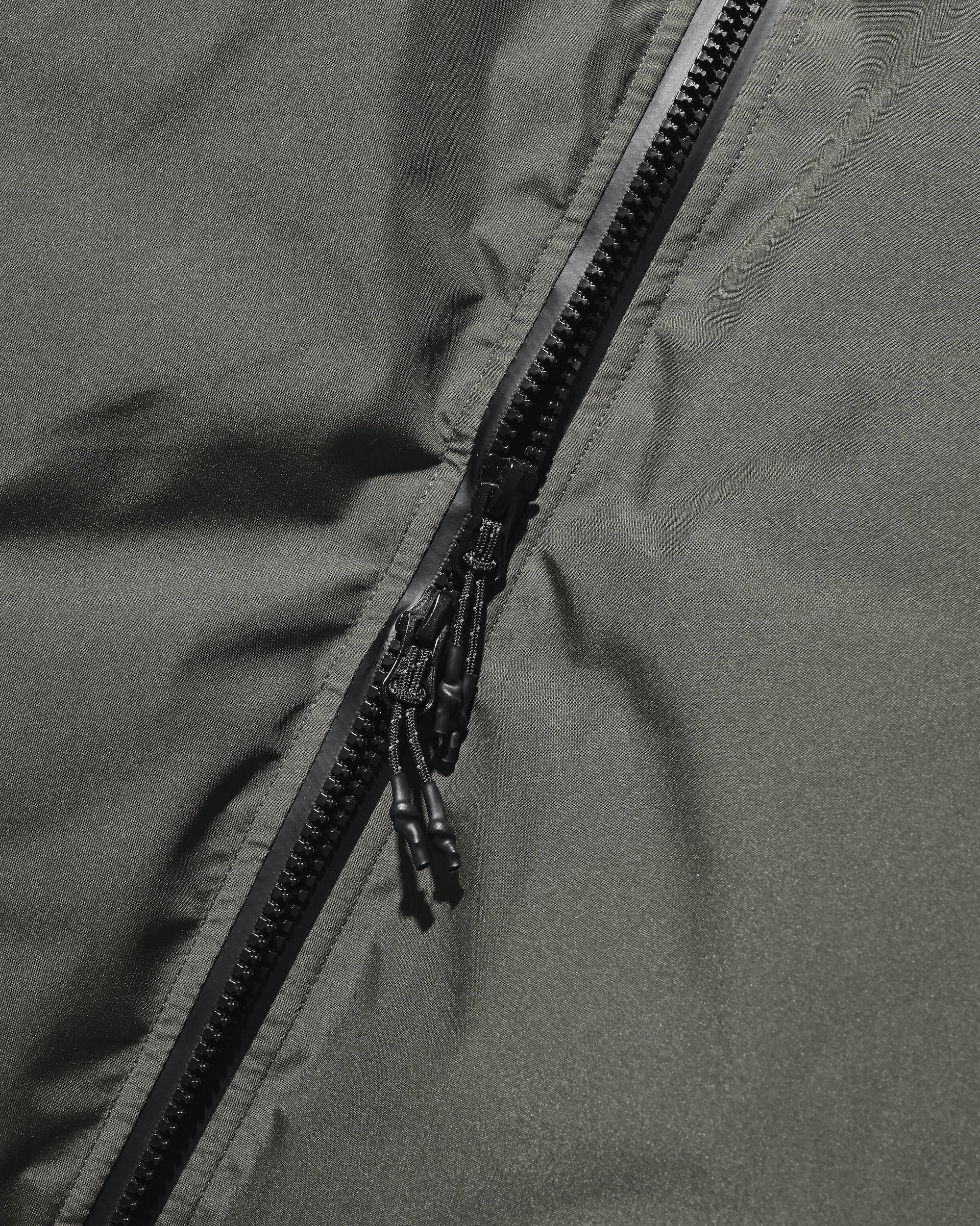 +phenix WINDSTOPPER® by GORE-TEX LABS CITY HAPPY JACKET (ASPHALT GRAY)