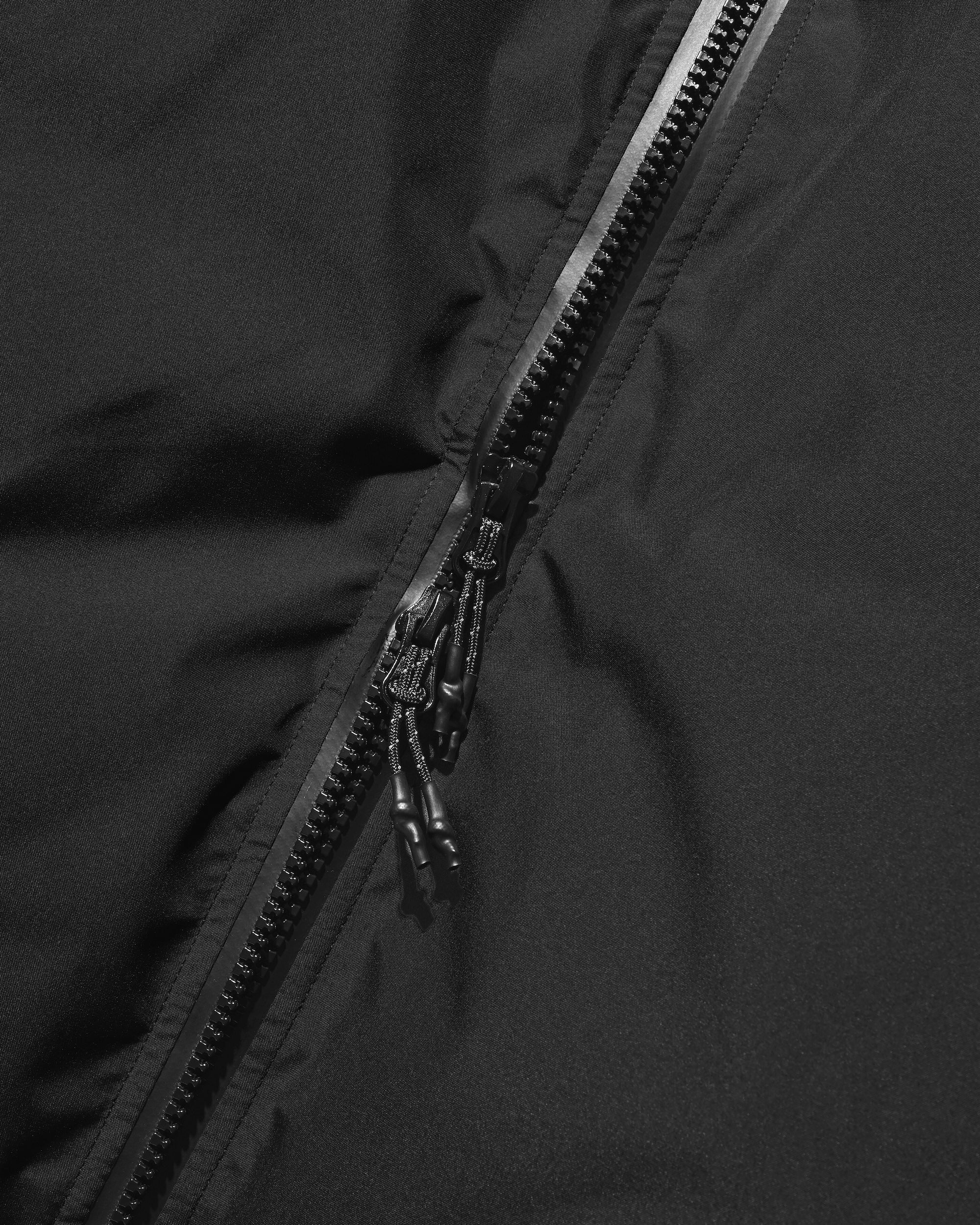 +phenix WINDSTOPPER® by GORE-TEX LABS CITY HAPPY JACKET (BLACK)