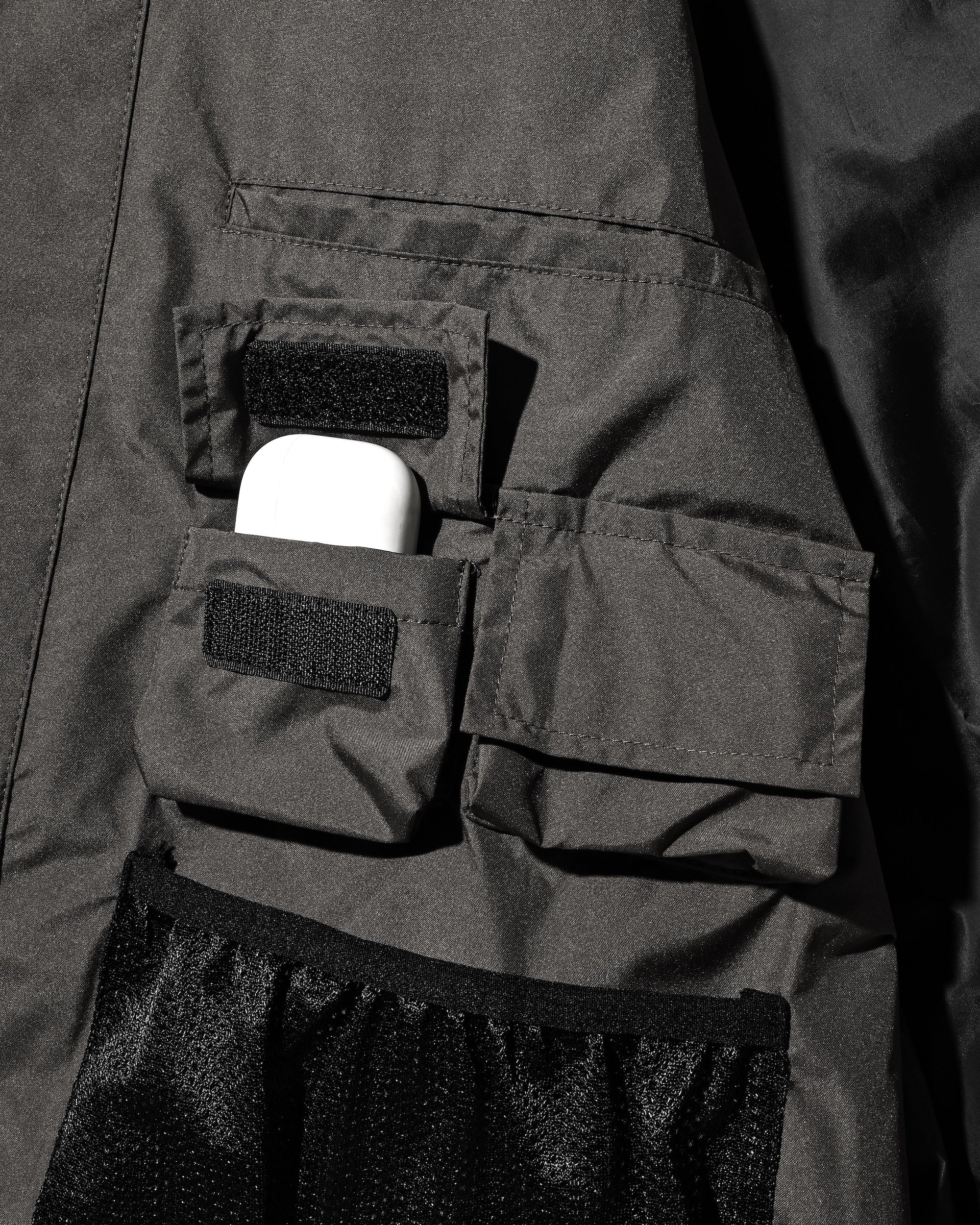 +phenix WINDSTOPPER® BY GORE-TEX LABS CITY STORAGE COVERALL JACKET (ASPHALT GRAY)